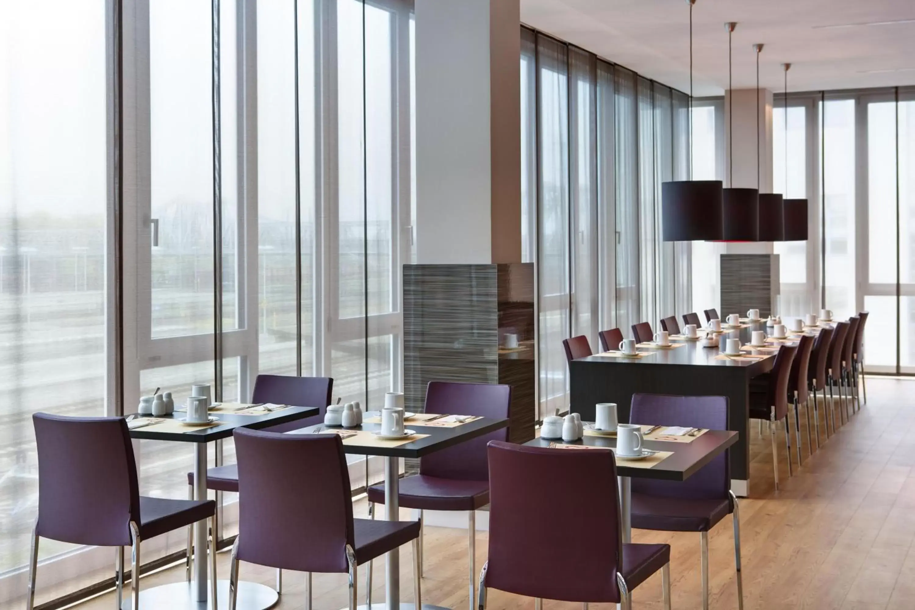 Restaurant/places to eat in IntercityHotel Darmstadt Restaurant/places to eat in IntercityHotel Darmstadt