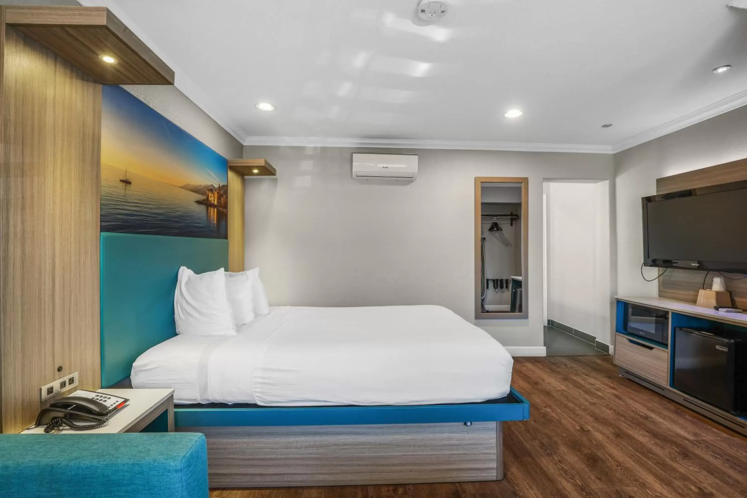 Bed in Motel Mediteran