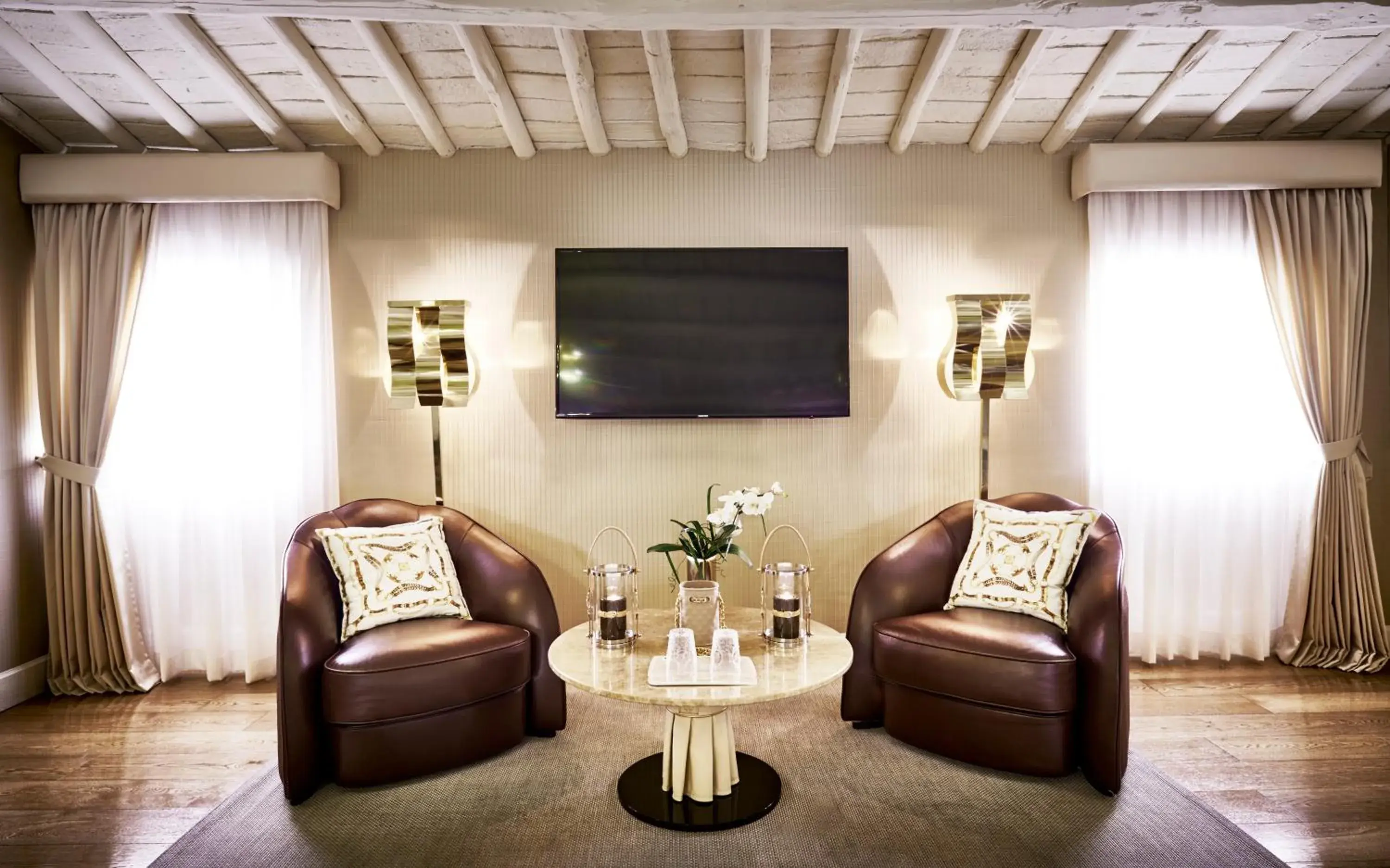 Living room, Seating Area in Spagna Royal Suite