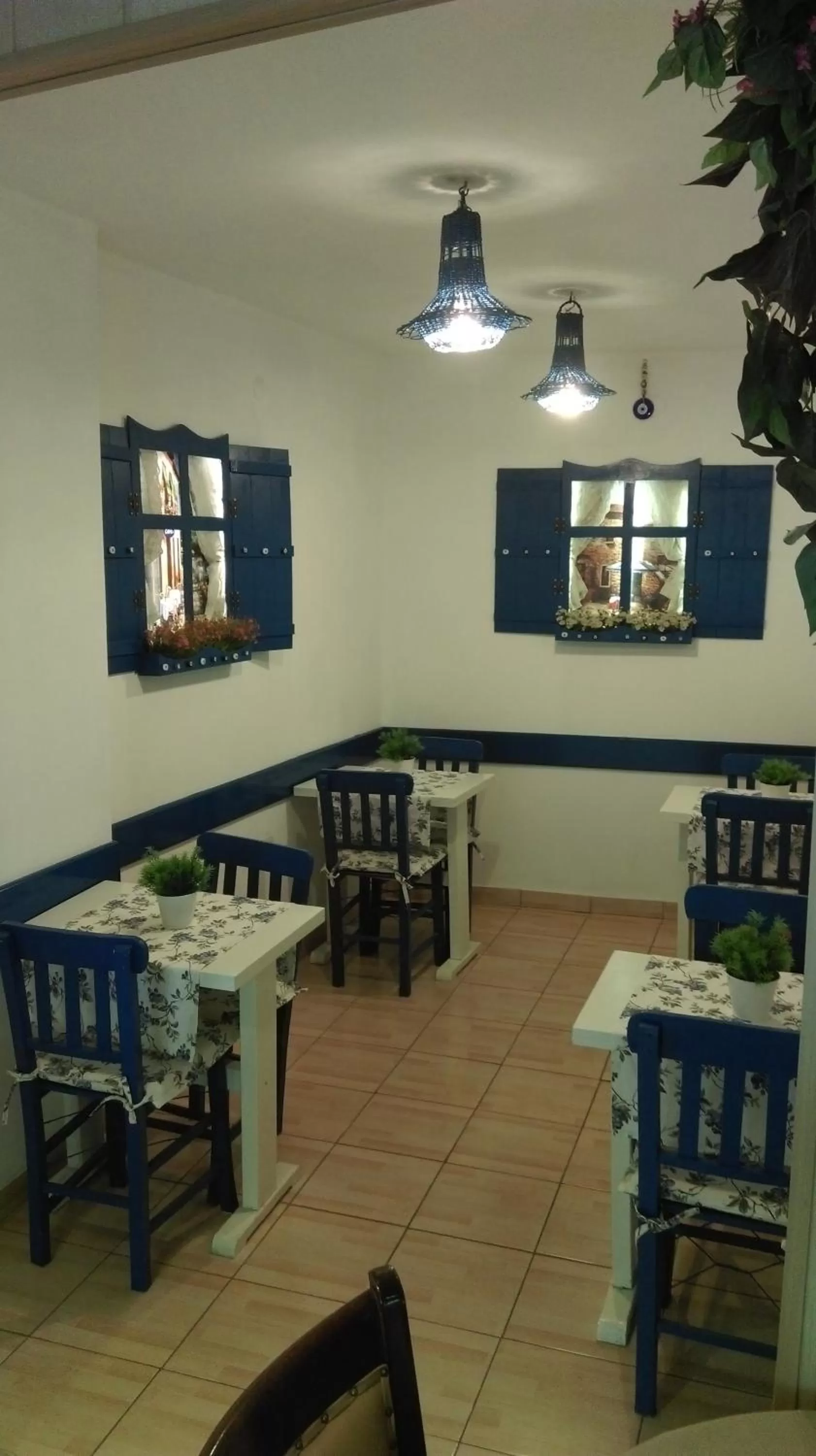 Restaurant/places to eat in Olimpiyat Hotel Izmir