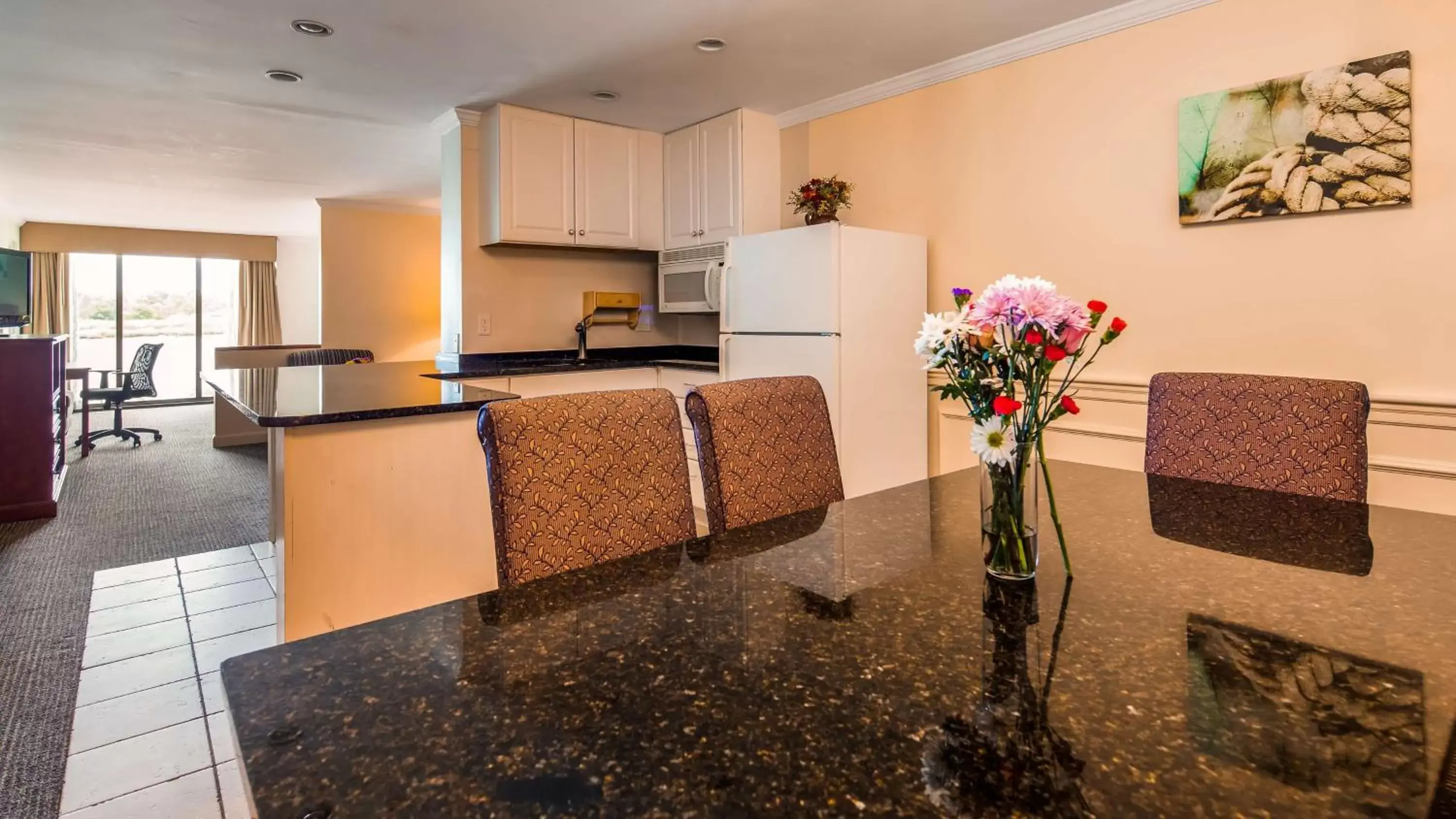 Photo of the whole room in Best Western Adams Inn Quincy-Boston Photo of the whole room in Best Western Adams Inn Quincy-Boston