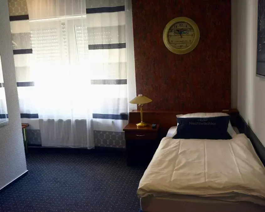 Hotel-Nachtwächter Hotel-Nachtwächter