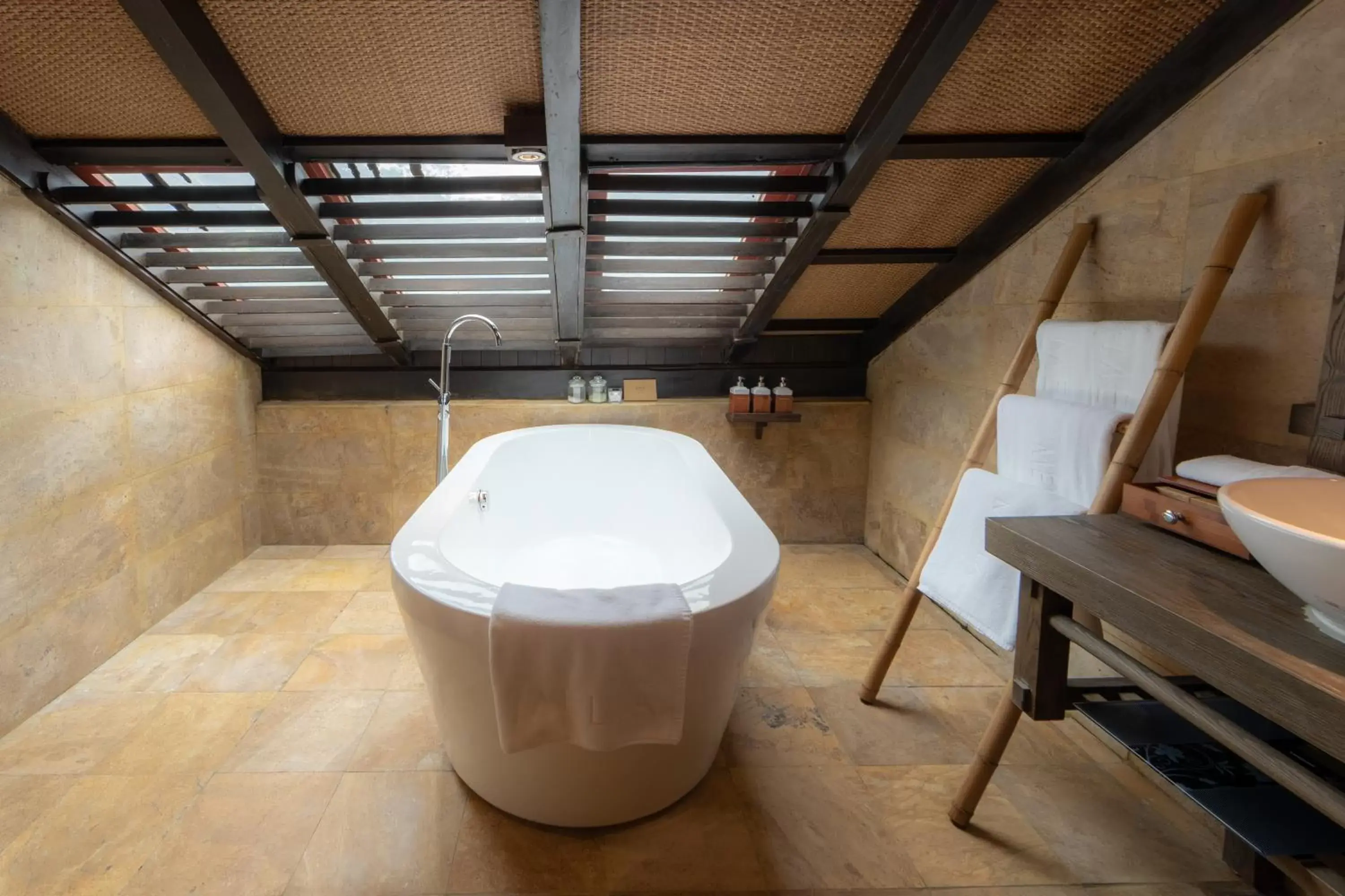 Bathroom in Melia Ba Vi Mountain Retreat