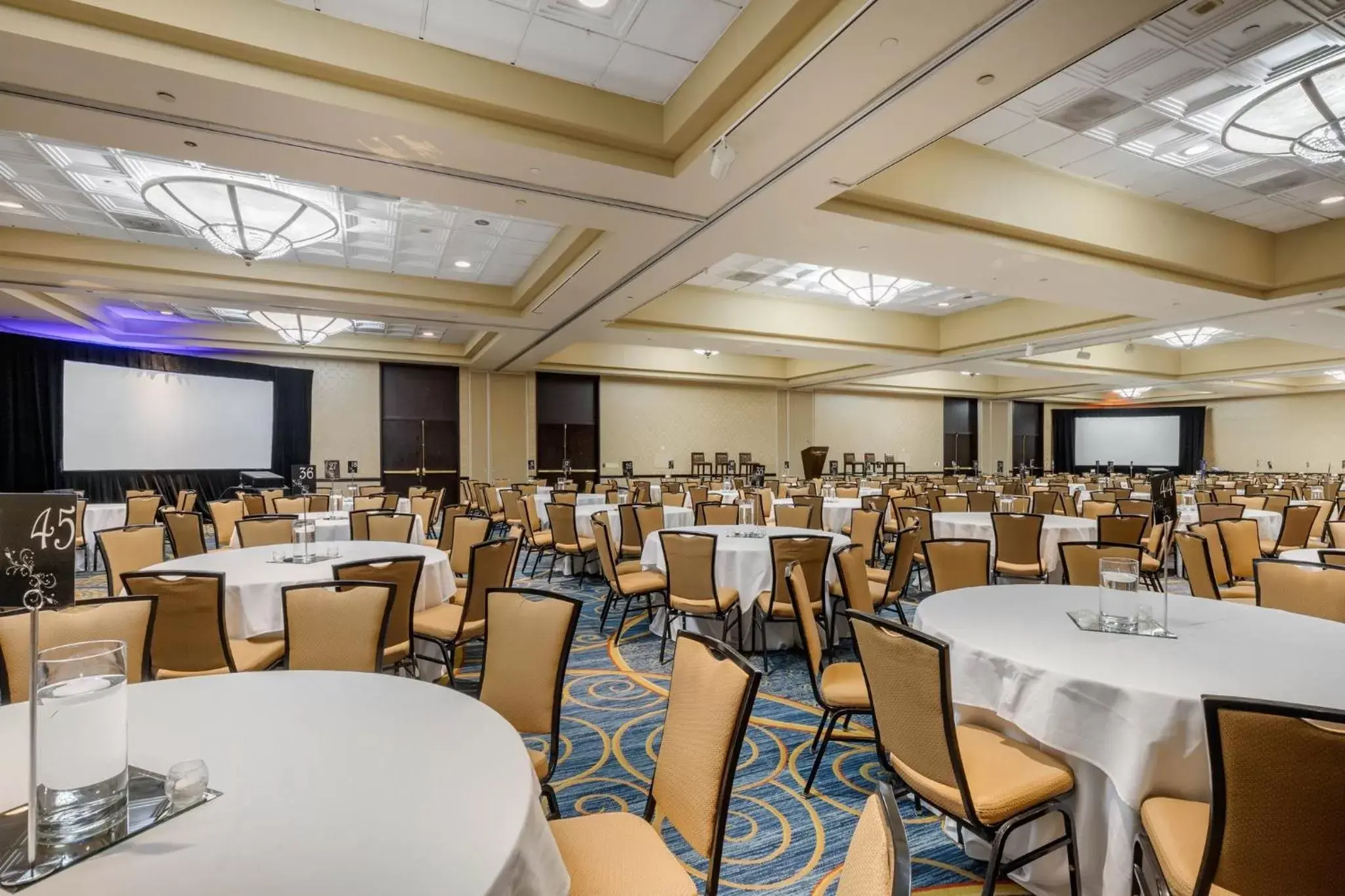 Banquet/Function facilities in Omni Charlotte Hotel