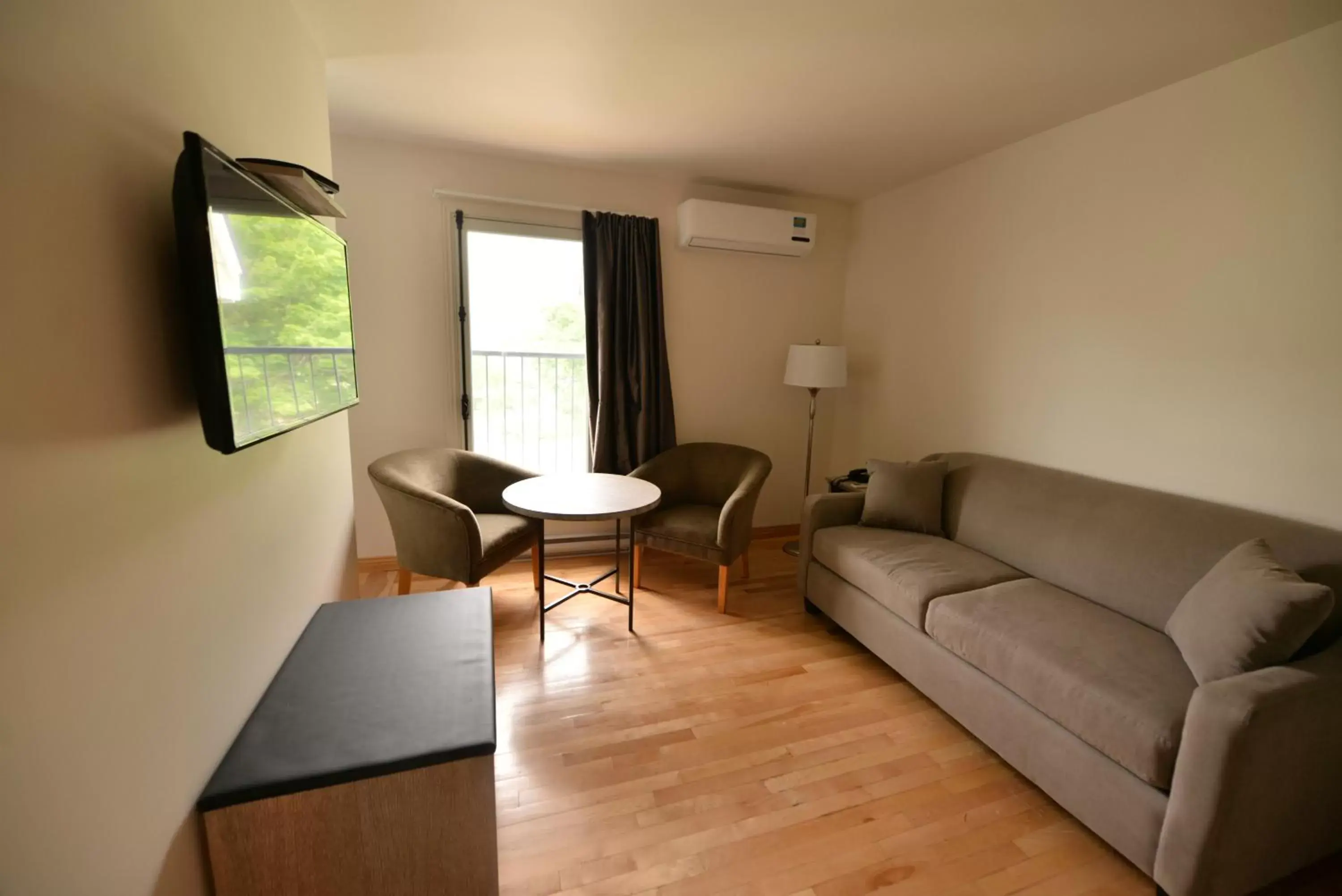 Living room, Seating Area in Manoir Belle Plage