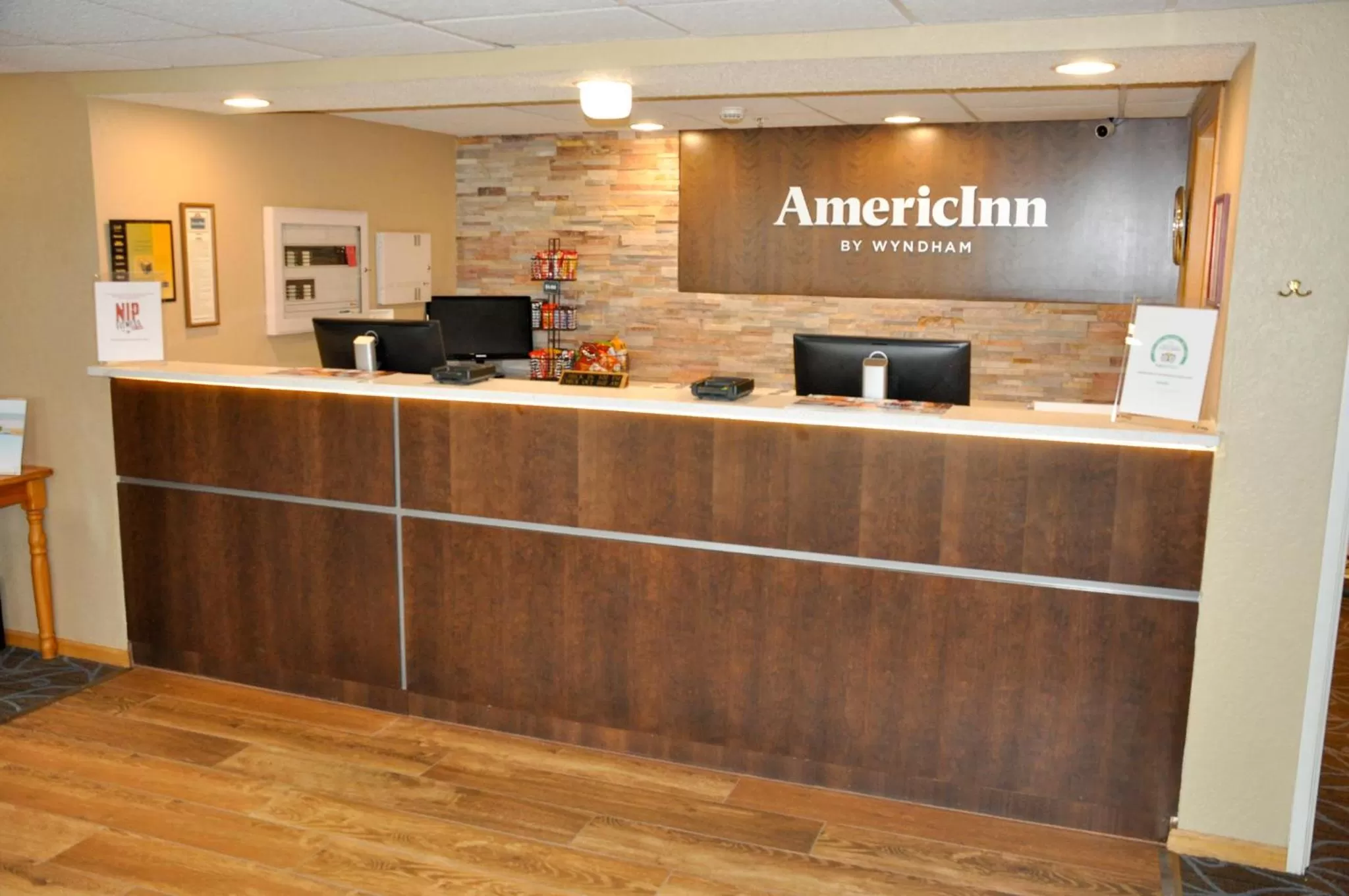 Lobby or reception in AmericInn by Wyndham Clear Lake
