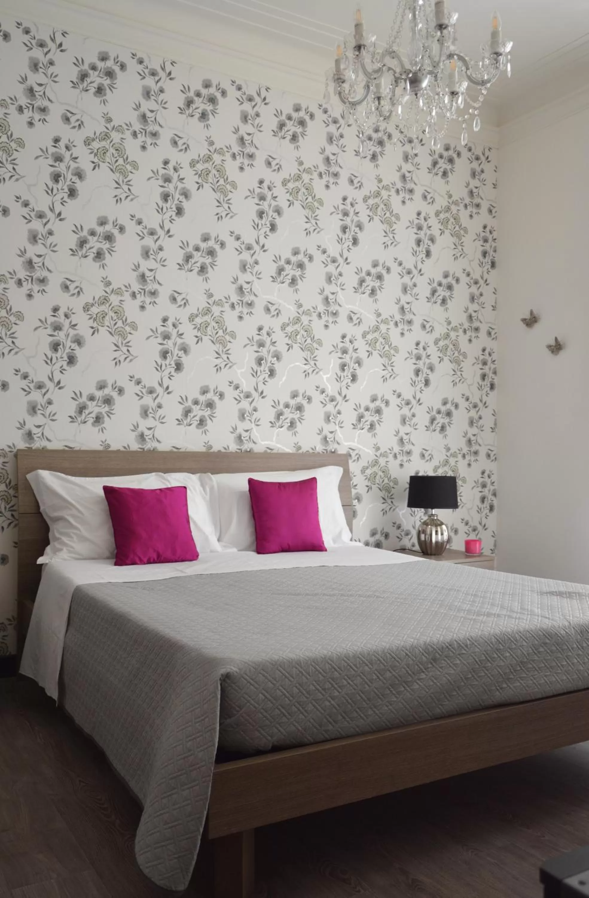 Bed in Nobilcasa Suites