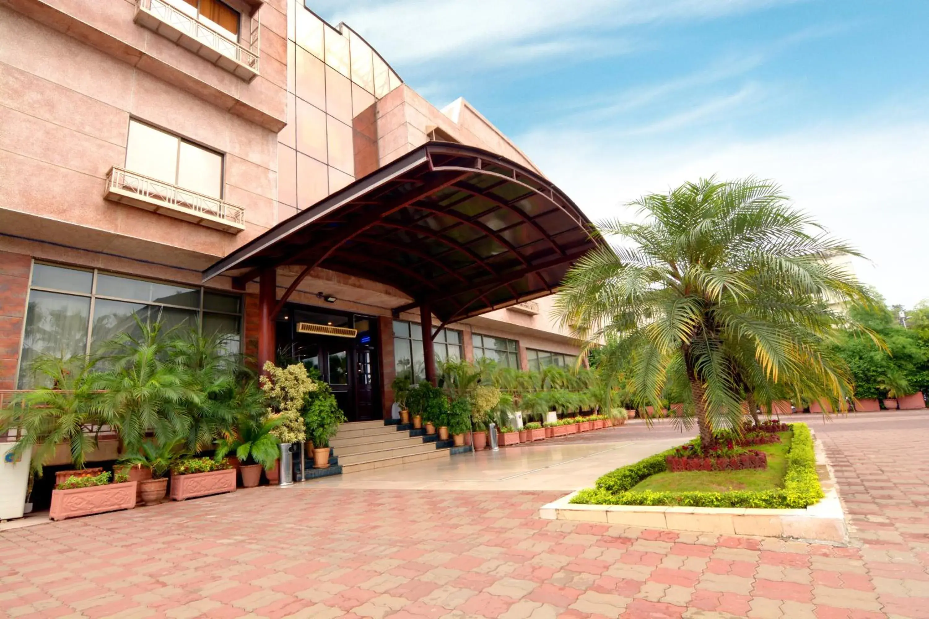 Facade/entrance, Property Building in Islamabad Regalia Hotel