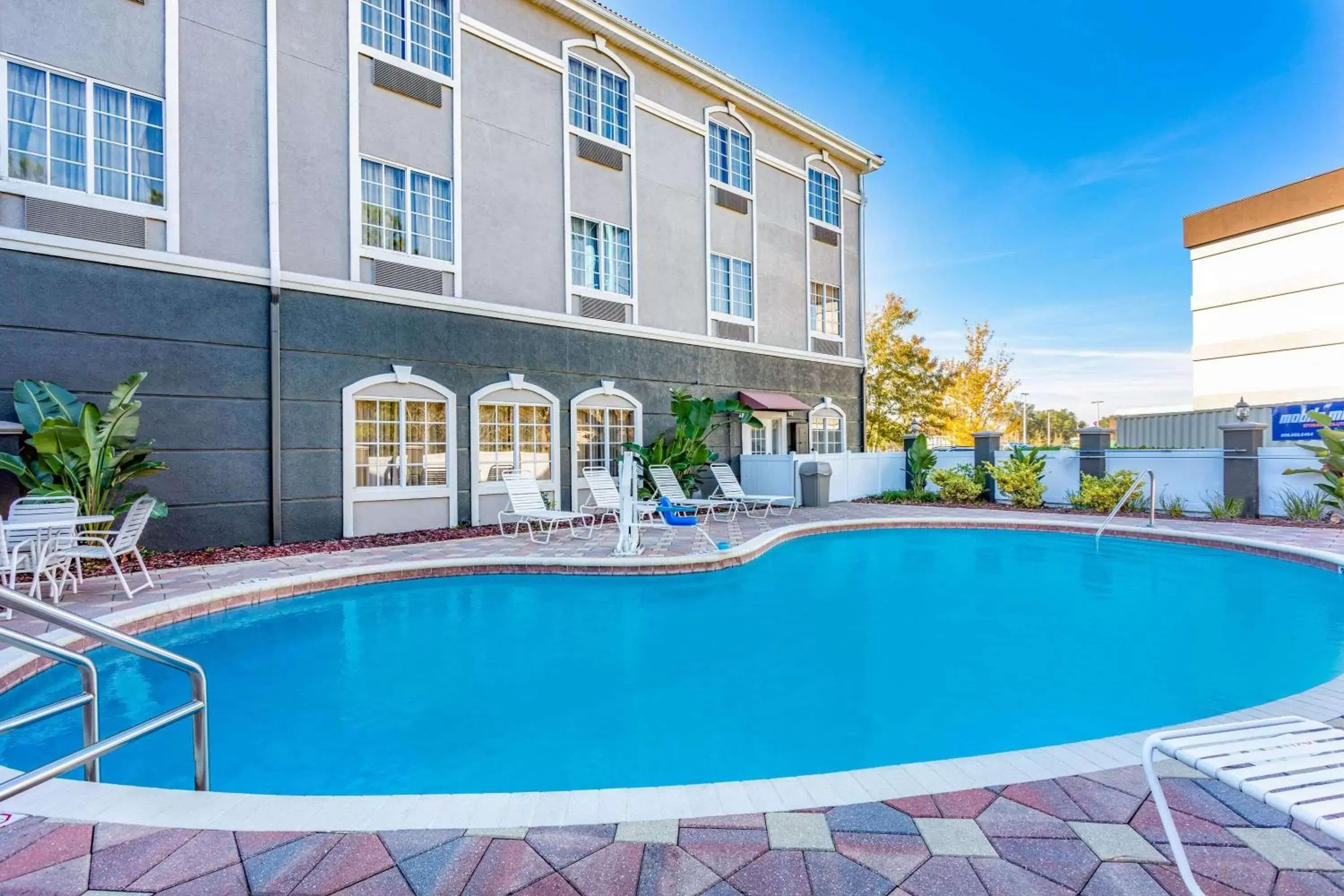 On site, Swimming Pool in La Quinta Inn & Suites by Wyndham St. Augustine