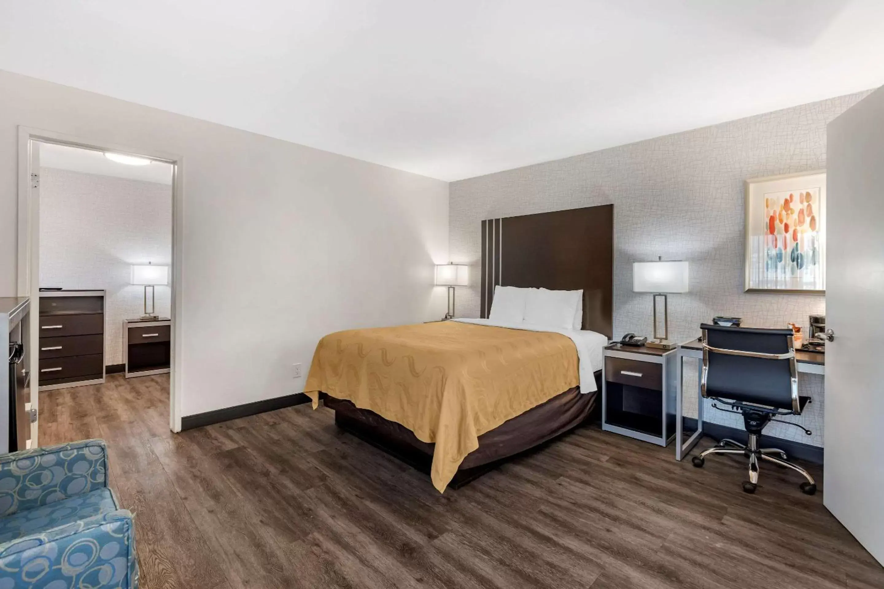 Bedroom in Quality Inn Burbank Airport