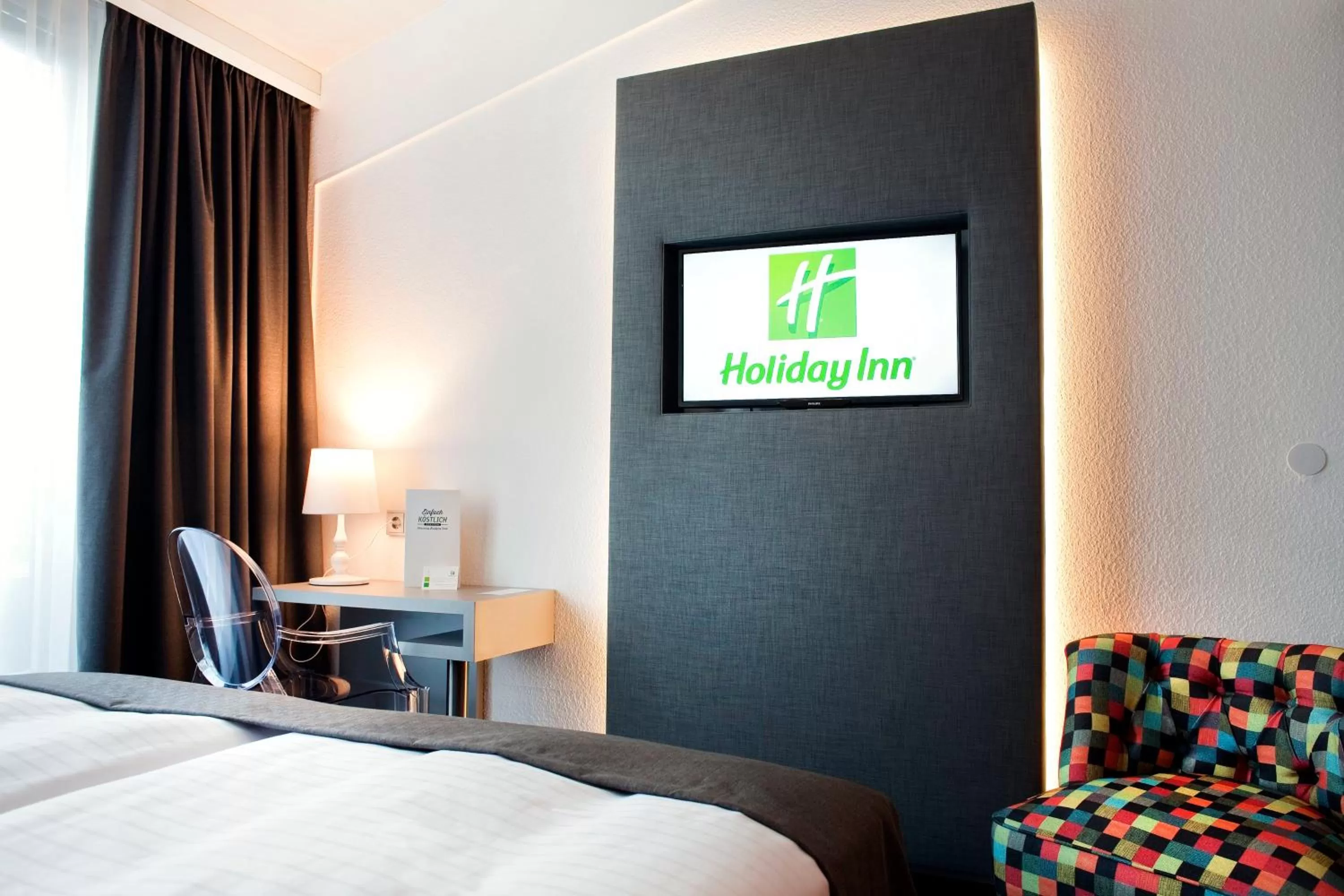 Photo of the whole room, Bed in Holiday Inn Dresden - City South, an IHG Hotel