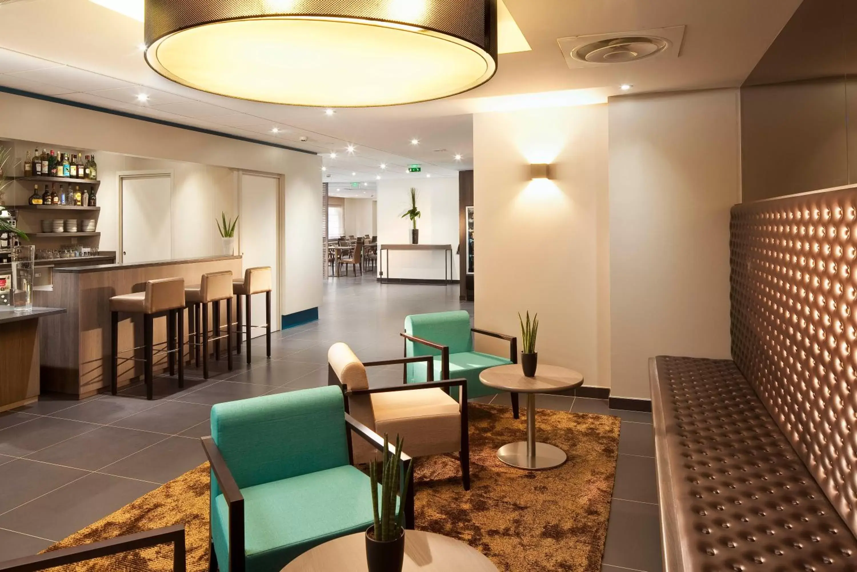 Lobby or reception, Lounge/Bar in Escale Oceania Quimper Centre