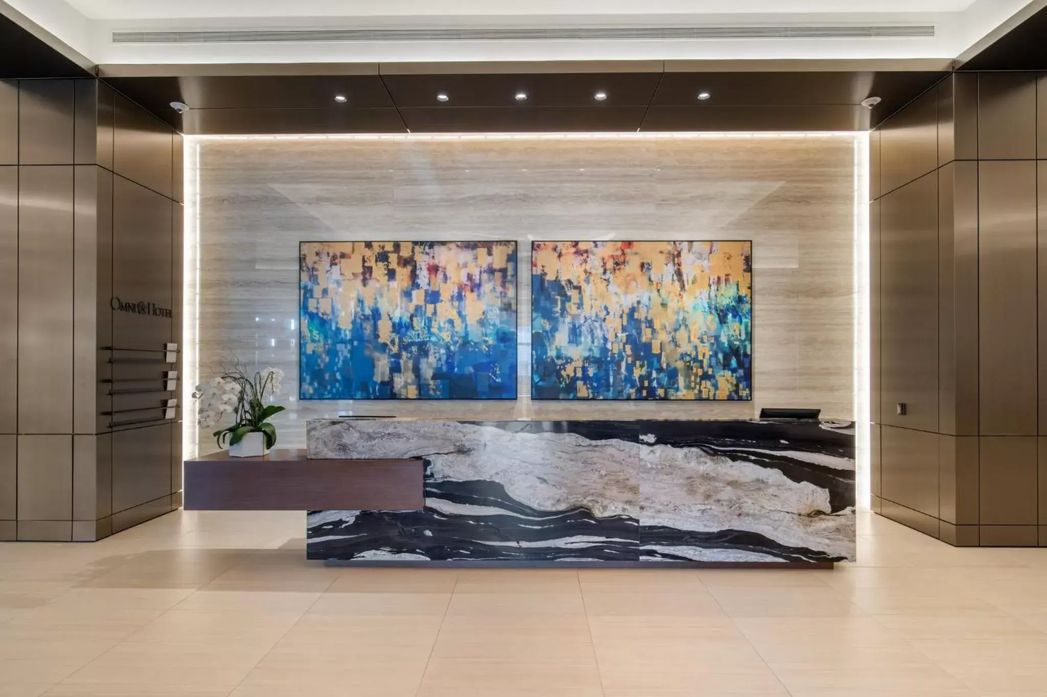 Lobby or reception, TV/Entertainment Center in Omni Frisco at The Star