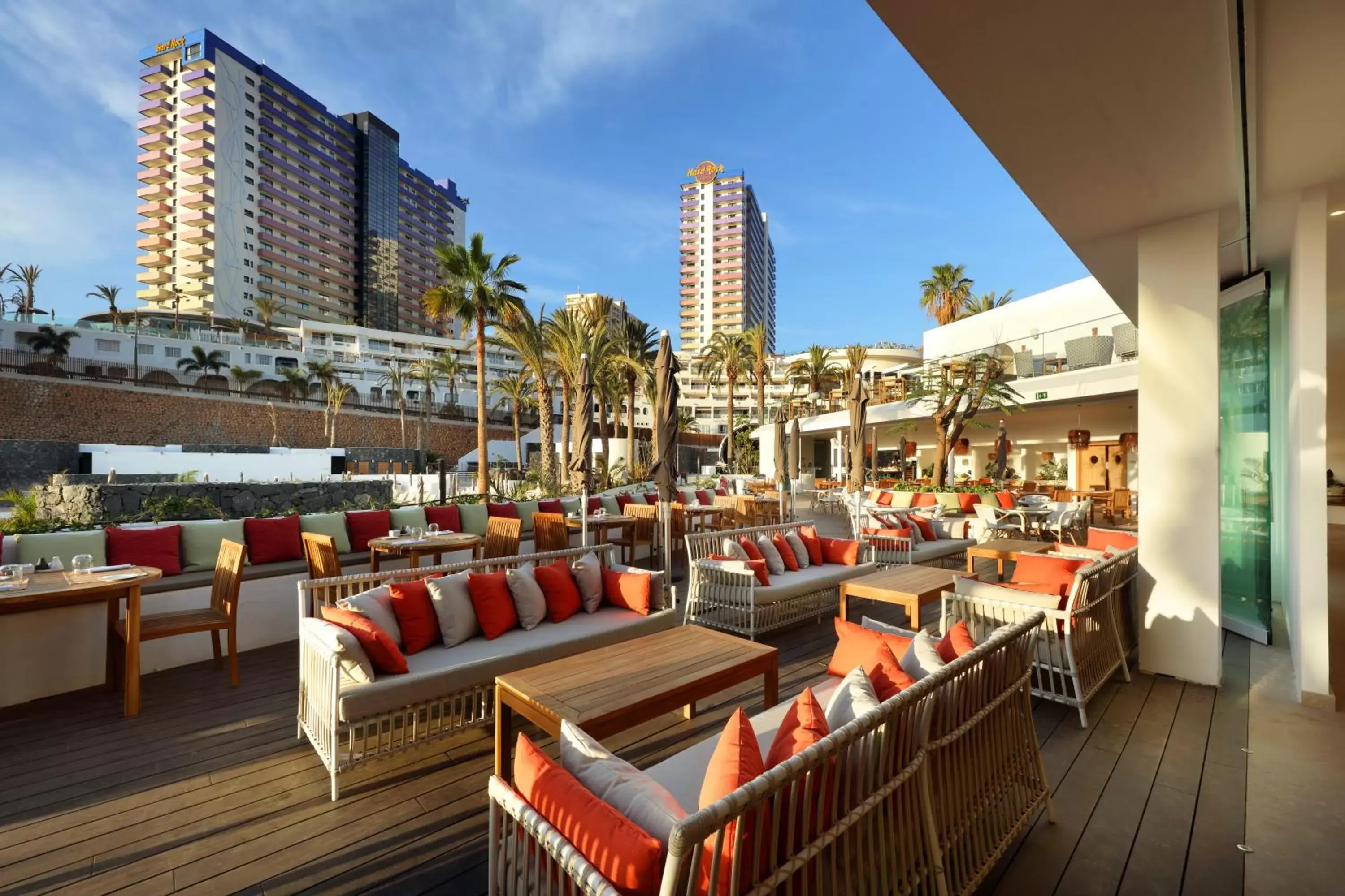 Lounge or bar in Hard Rock Hotel Tenerife