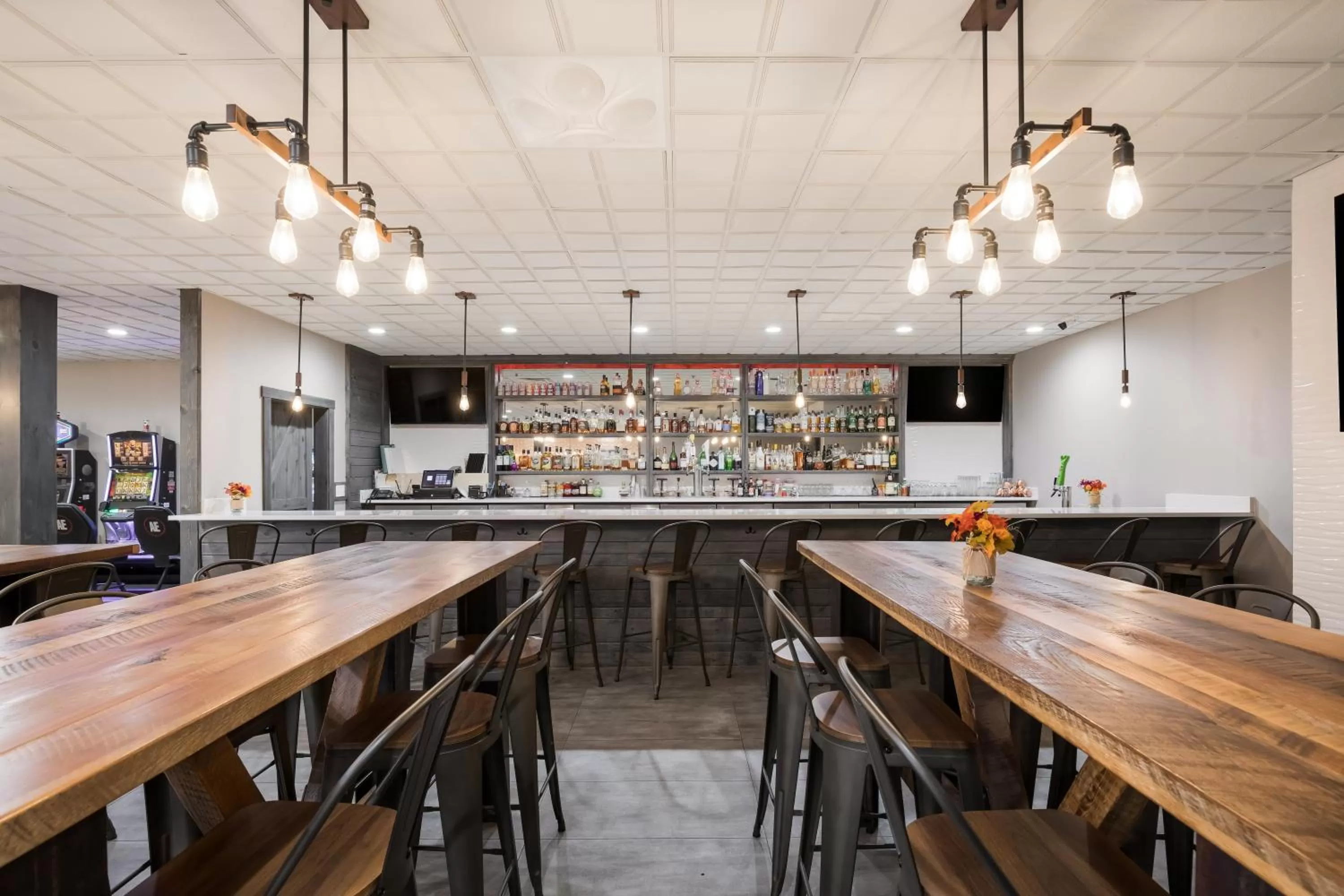 Lounge or bar in Quality Inn Joliet