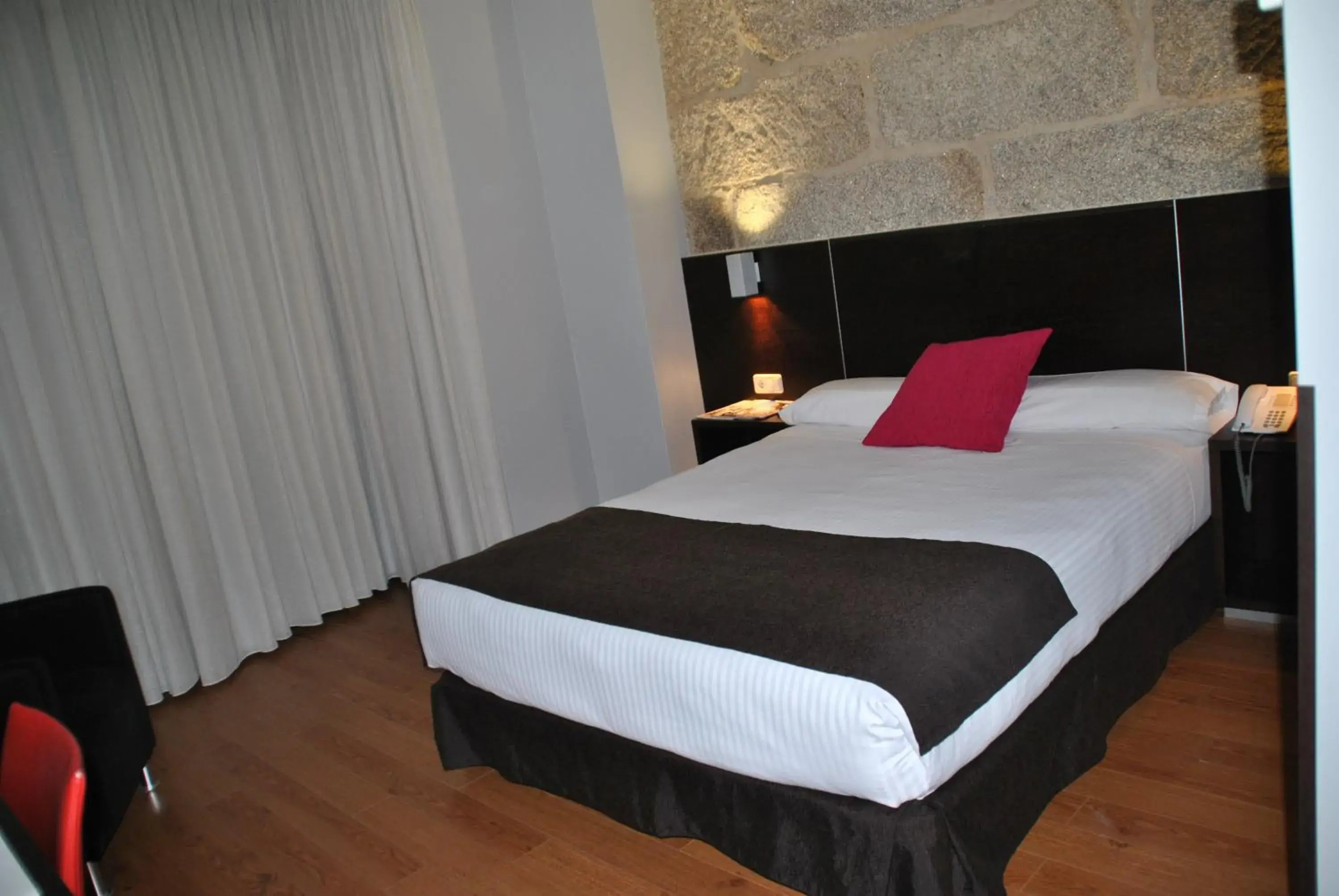 Superior Double Room (1 Adult) in Hotel Junquera Superior Double Room (1 Adult) in Hotel Junquera