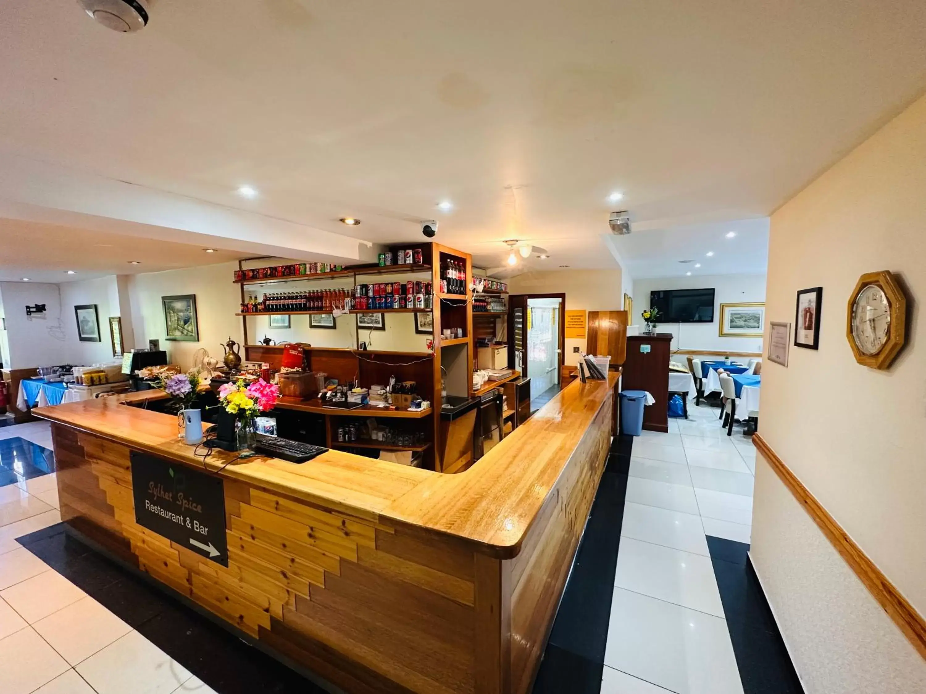 Restaurant/places to eat in Acorn Lodge Hotel Gatwick & Parking Restaurant/places to eat in Acorn Lodge Hotel Gatwick & Parking