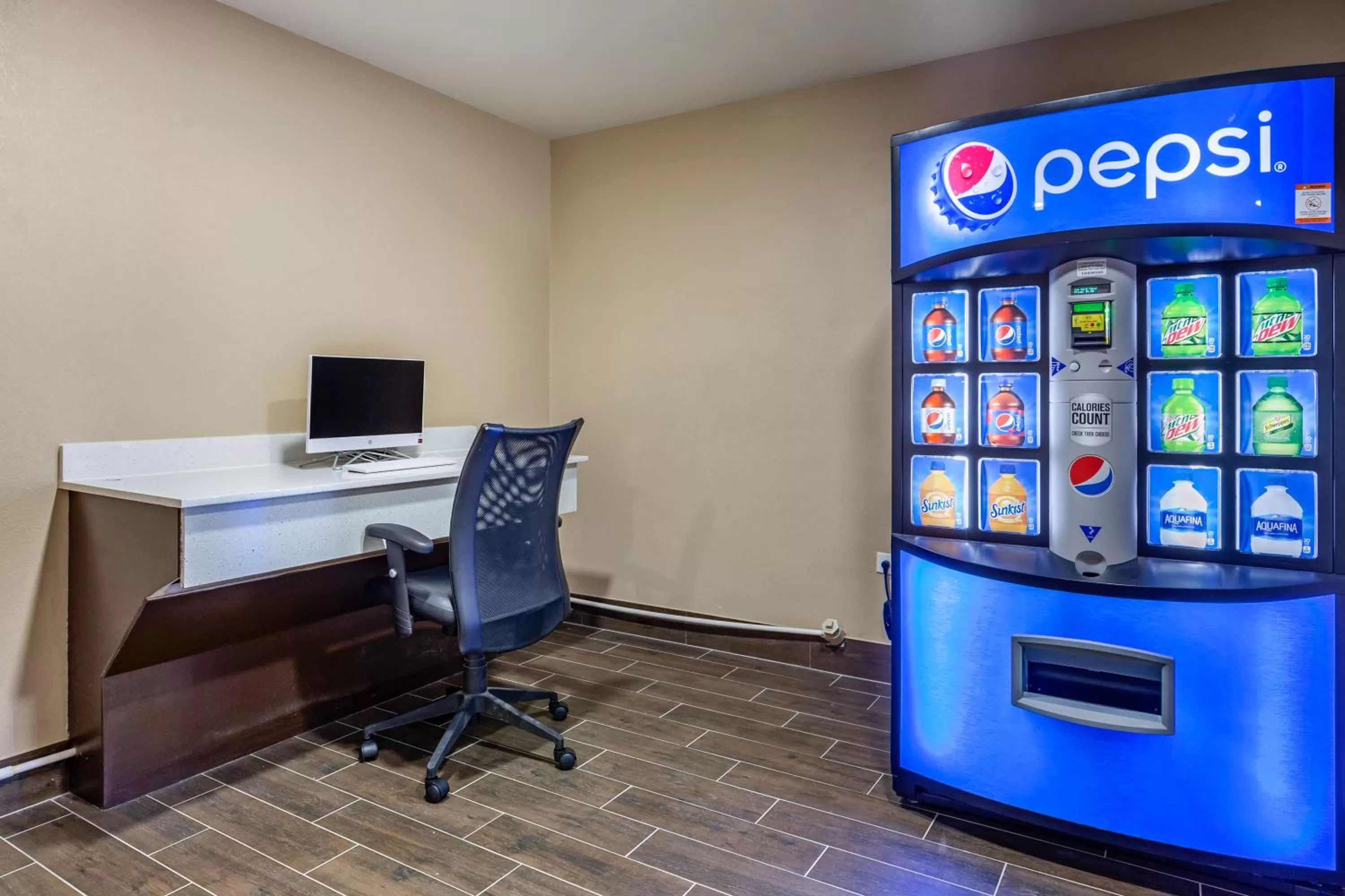 Business facilities in Comfort Inn & Suites Spring Lake - Fayetteville near Fort Bragg