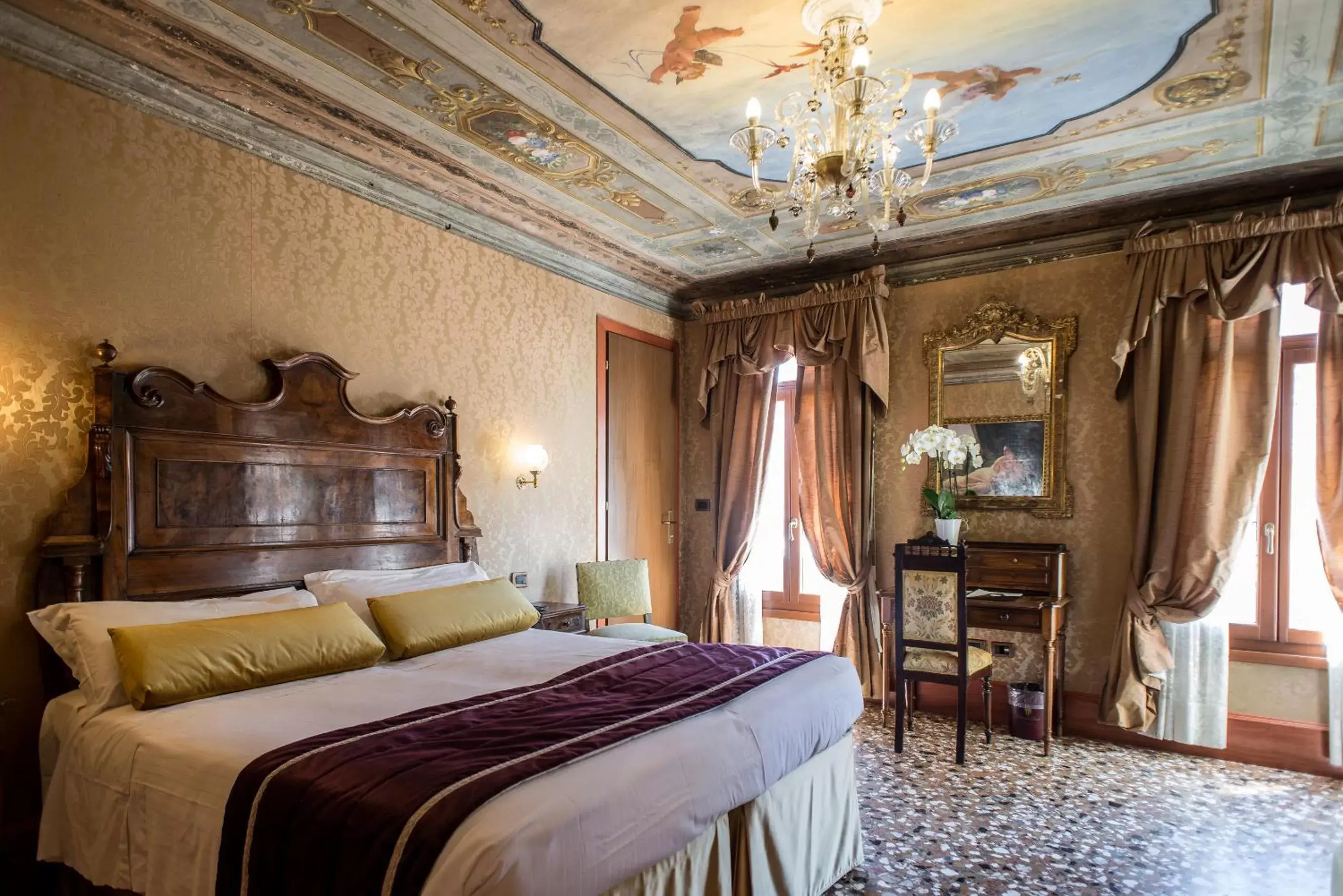 Photo of the whole room, Bed in Hotel Casa Nicolò Priuli