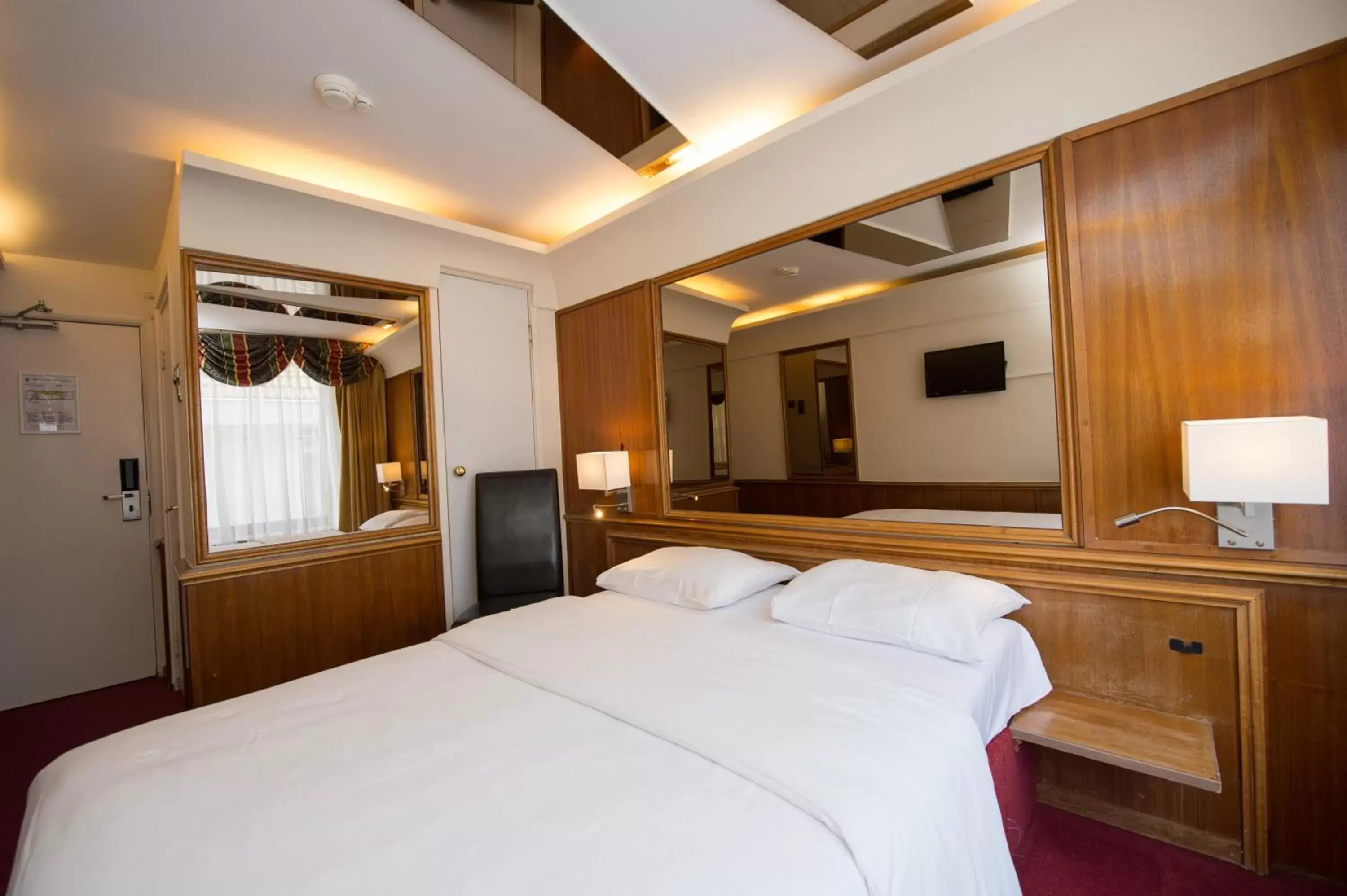 Bed in Rembrandtplein Hotel
