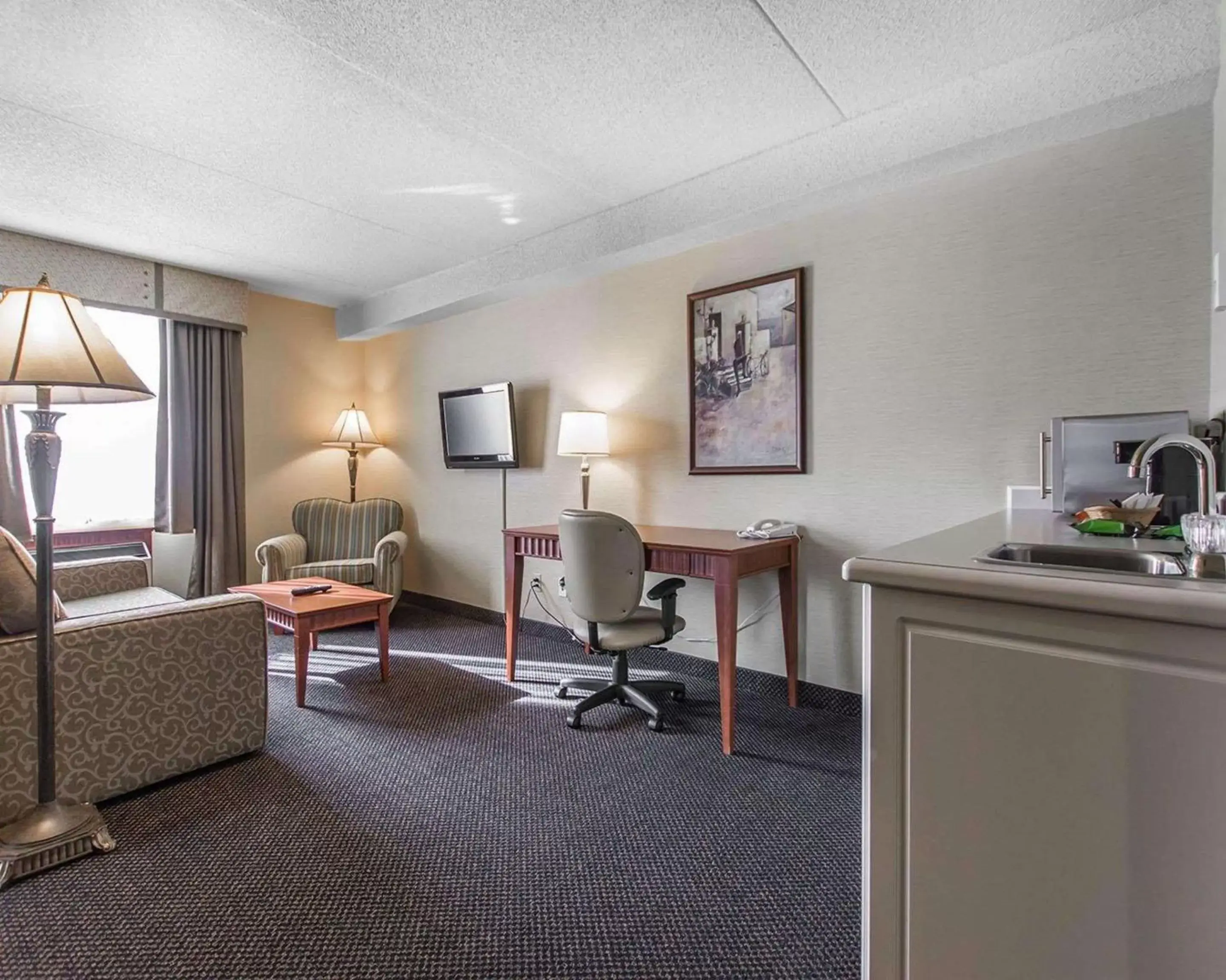 Photo of the whole room in Quality Inn & Suites Bay Front