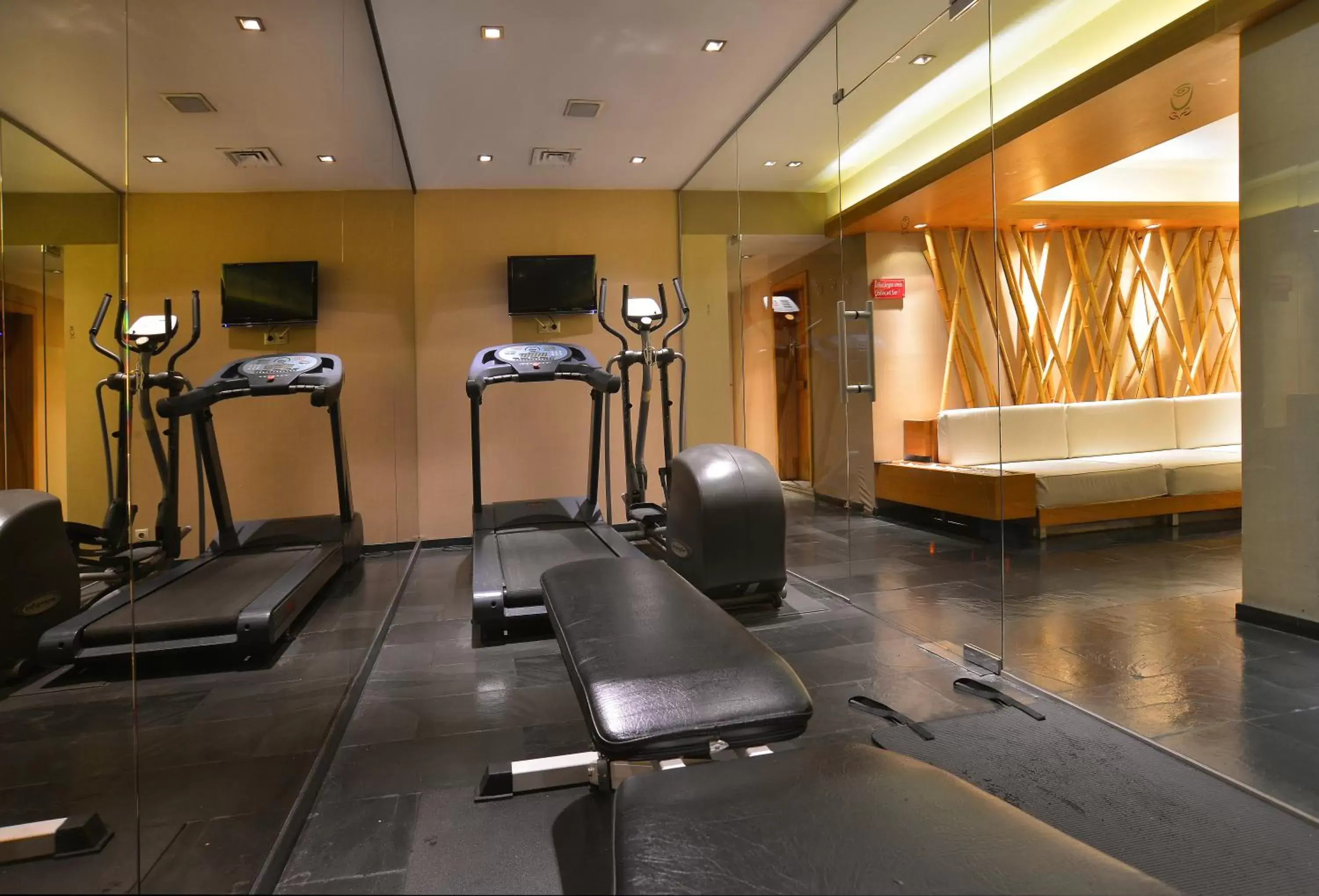 Fitness centre/facilities, Fitness Center/Facilities in Pera Rose Hotel