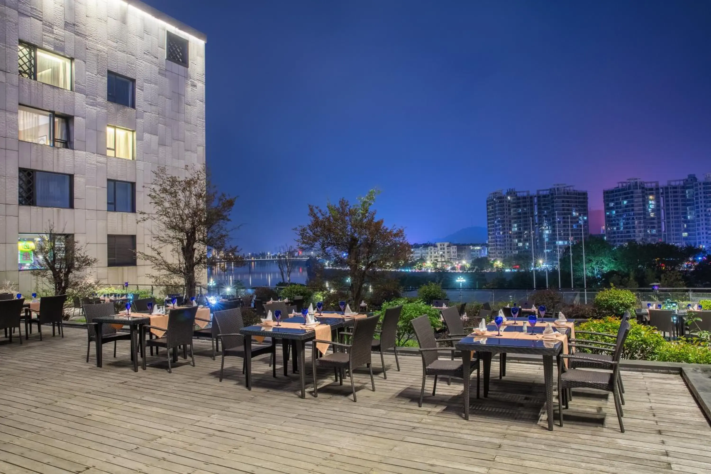 Other, Restaurant/Places to Eat in Crowne Plaza Huangshan Yucheng, an IHG Hotel