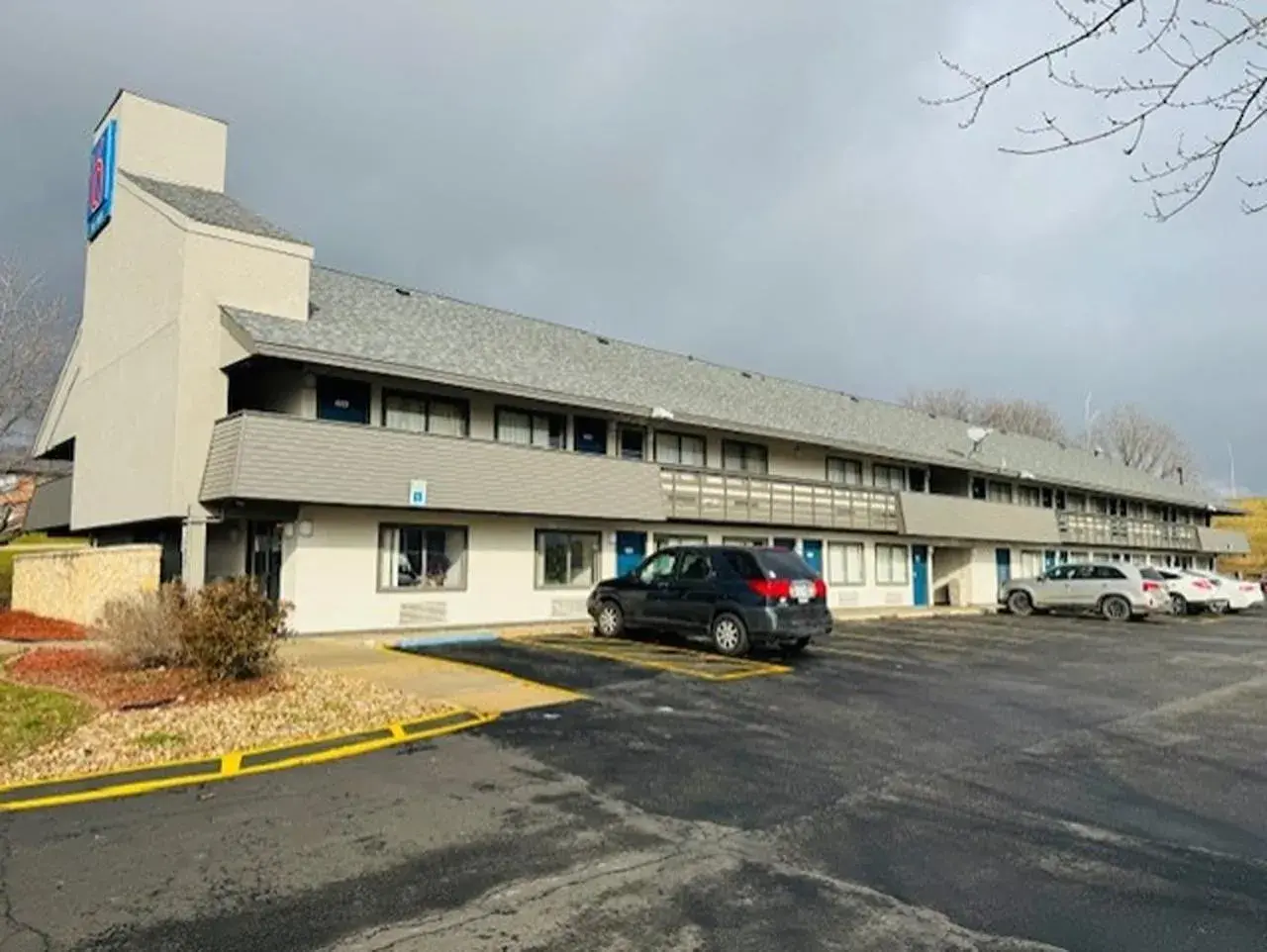 Property building in Motel 6-Cedar Rapids, IA Property building in Motel 6-Cedar Rapids, IA