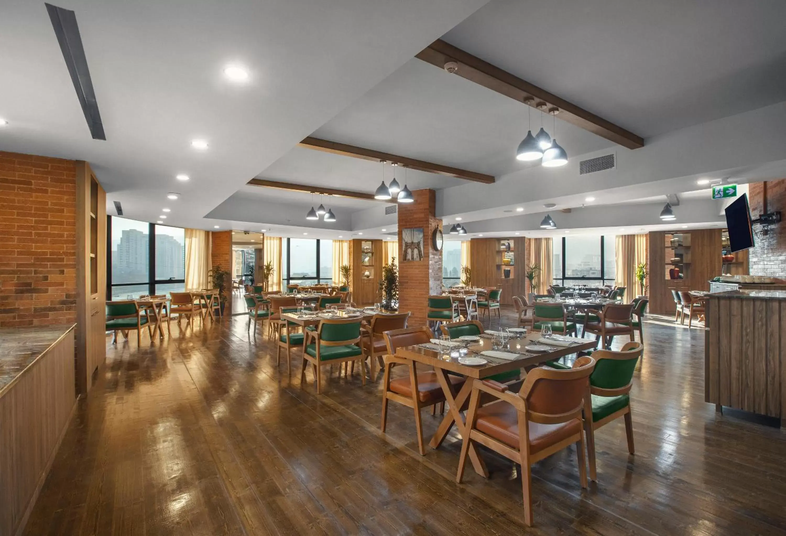 Restaurant/places to eat in Royal Tulip Hotel & Casino, Tbilisi Restaurant/places to eat in Royal Tulip Hotel & Casino, Tbilisi