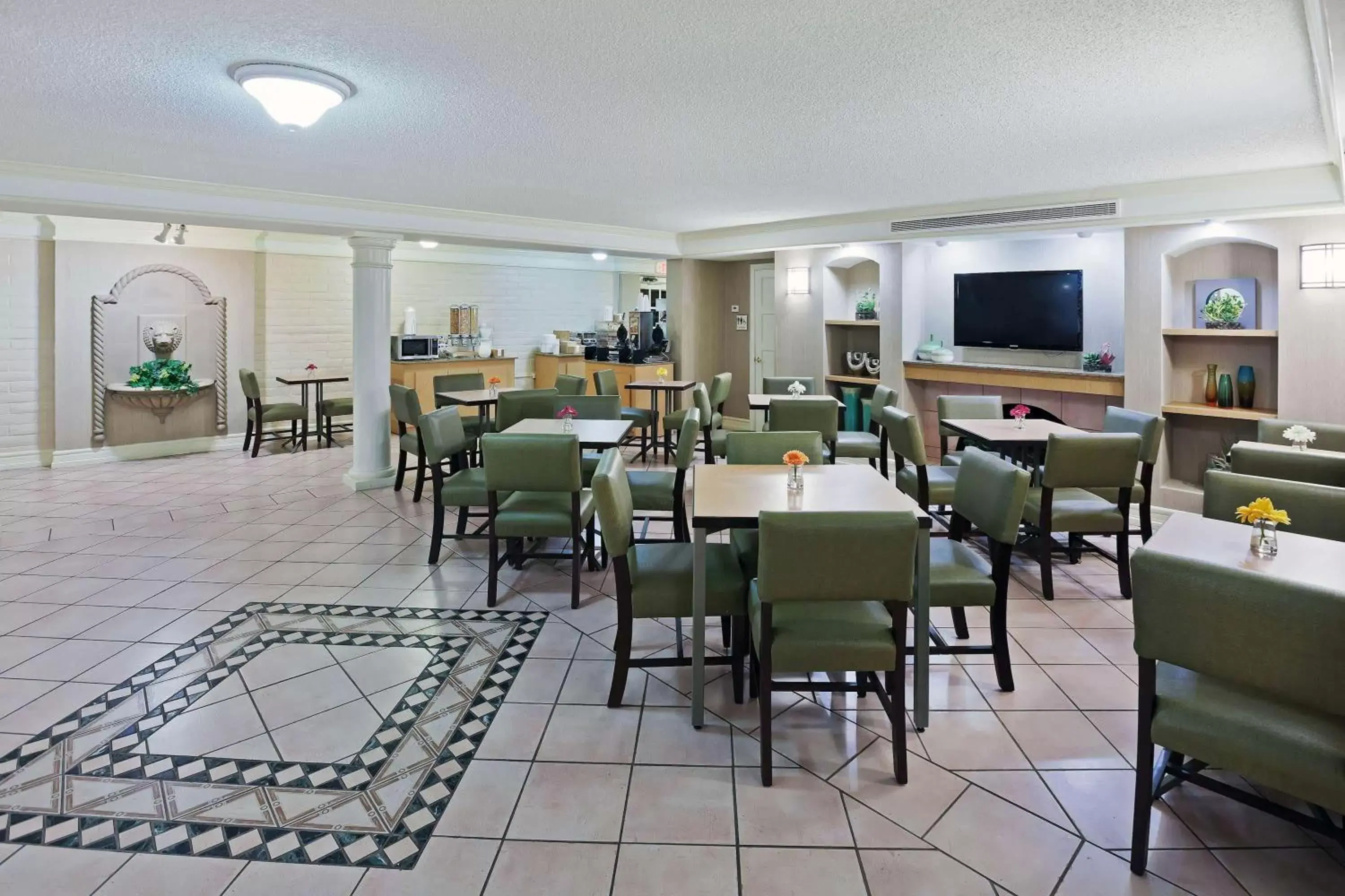 Restaurant/Places to Eat in La Quinta Inn by Wyndham Amarillo West Medical Center