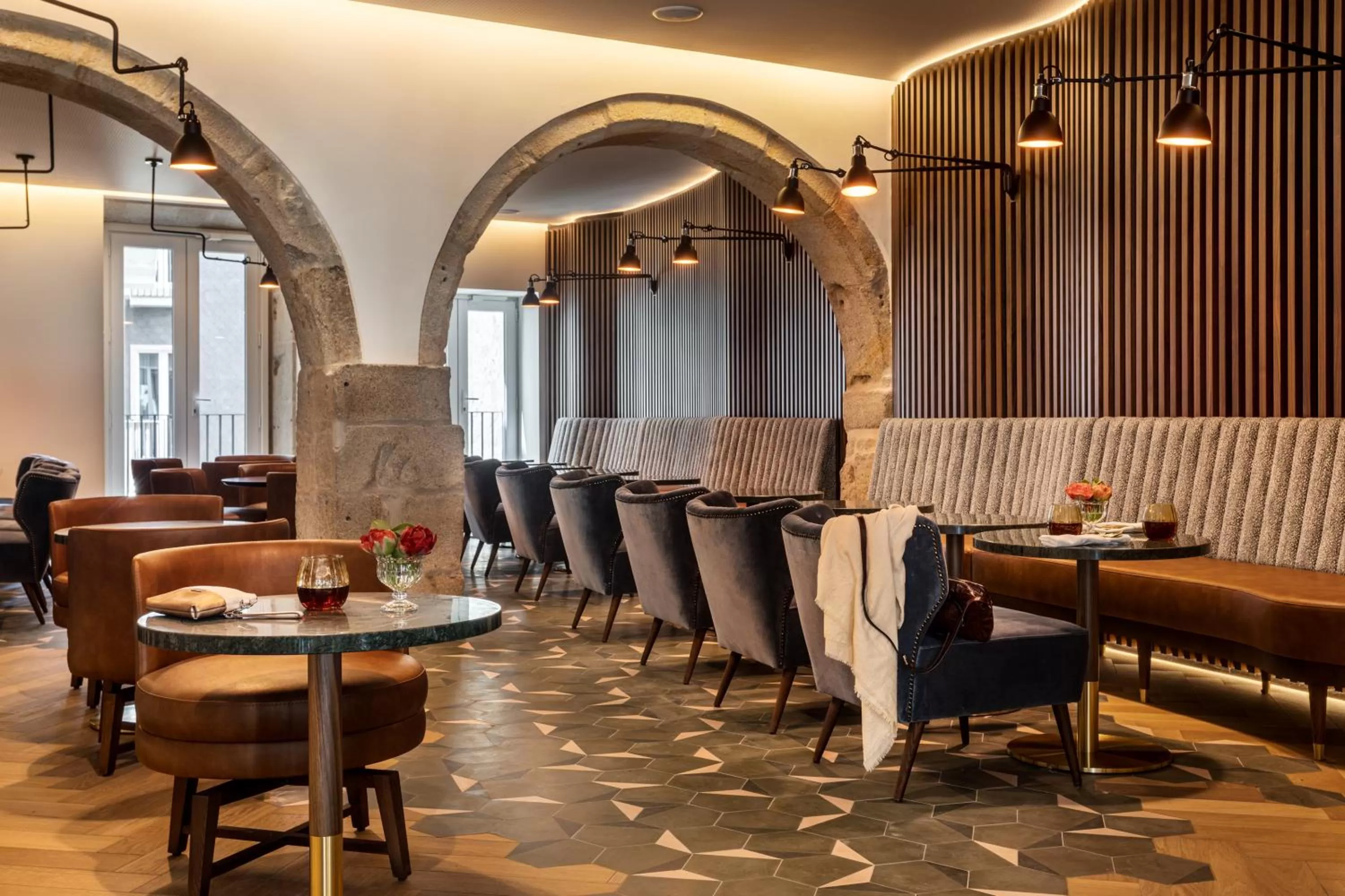 Dining area in Pousada do Porto - Rua das Flores