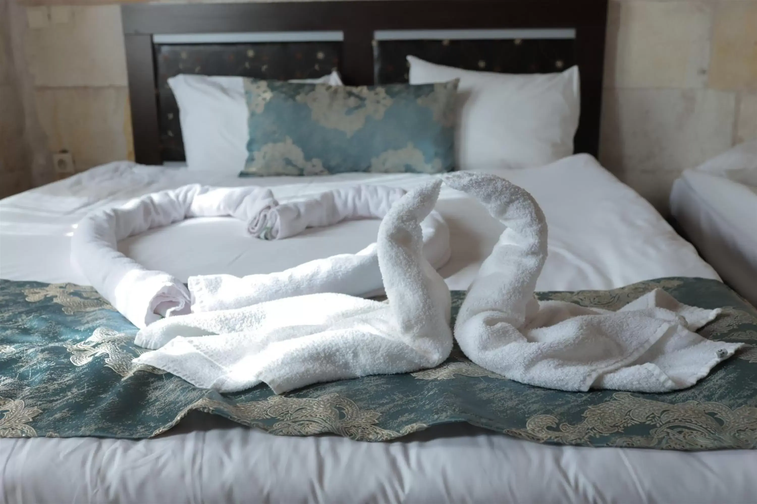 Bed in Guven Cave Hotel