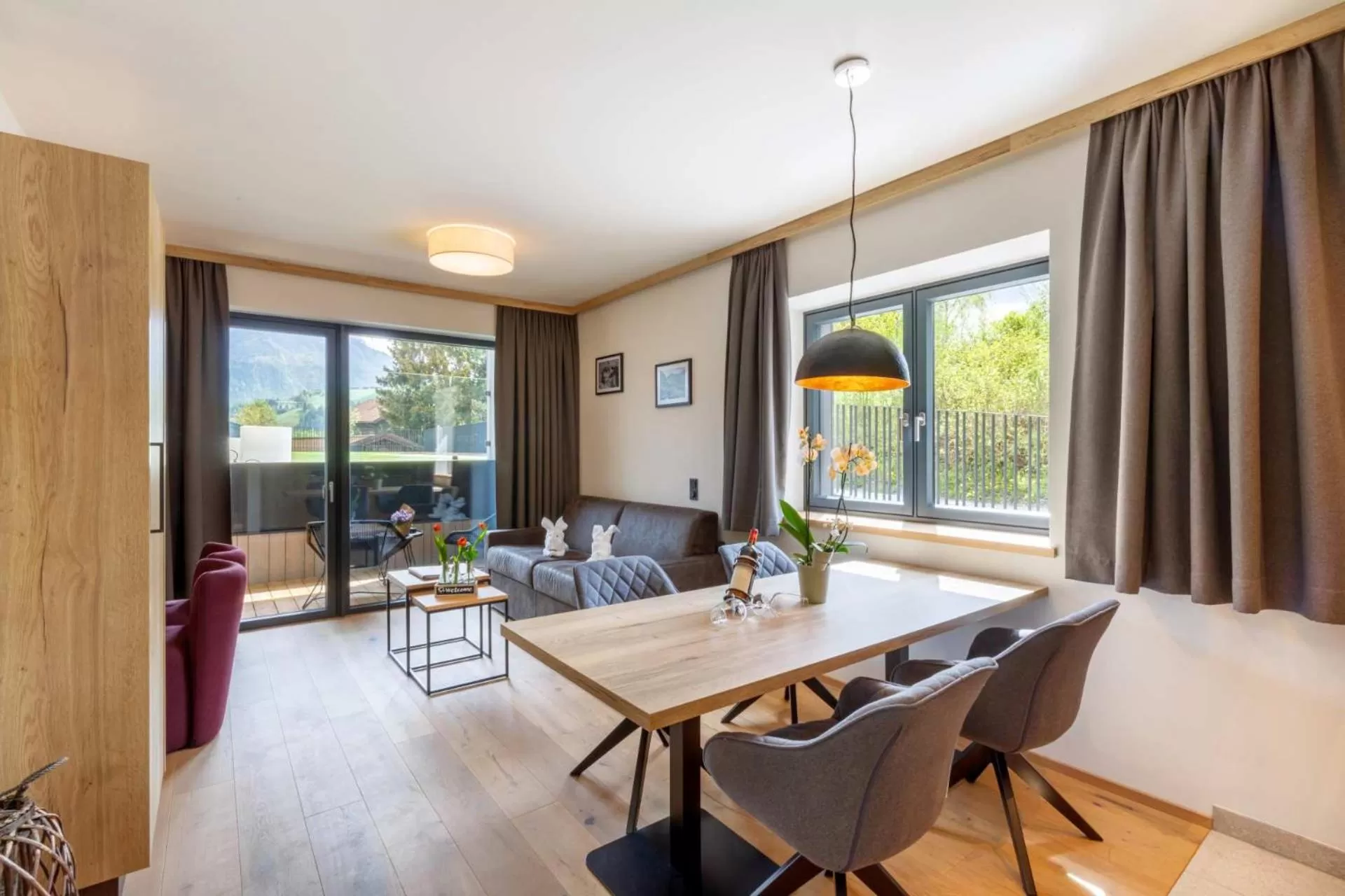 Living room in Emma Deluxe Aparthotel direkt beim Skibus