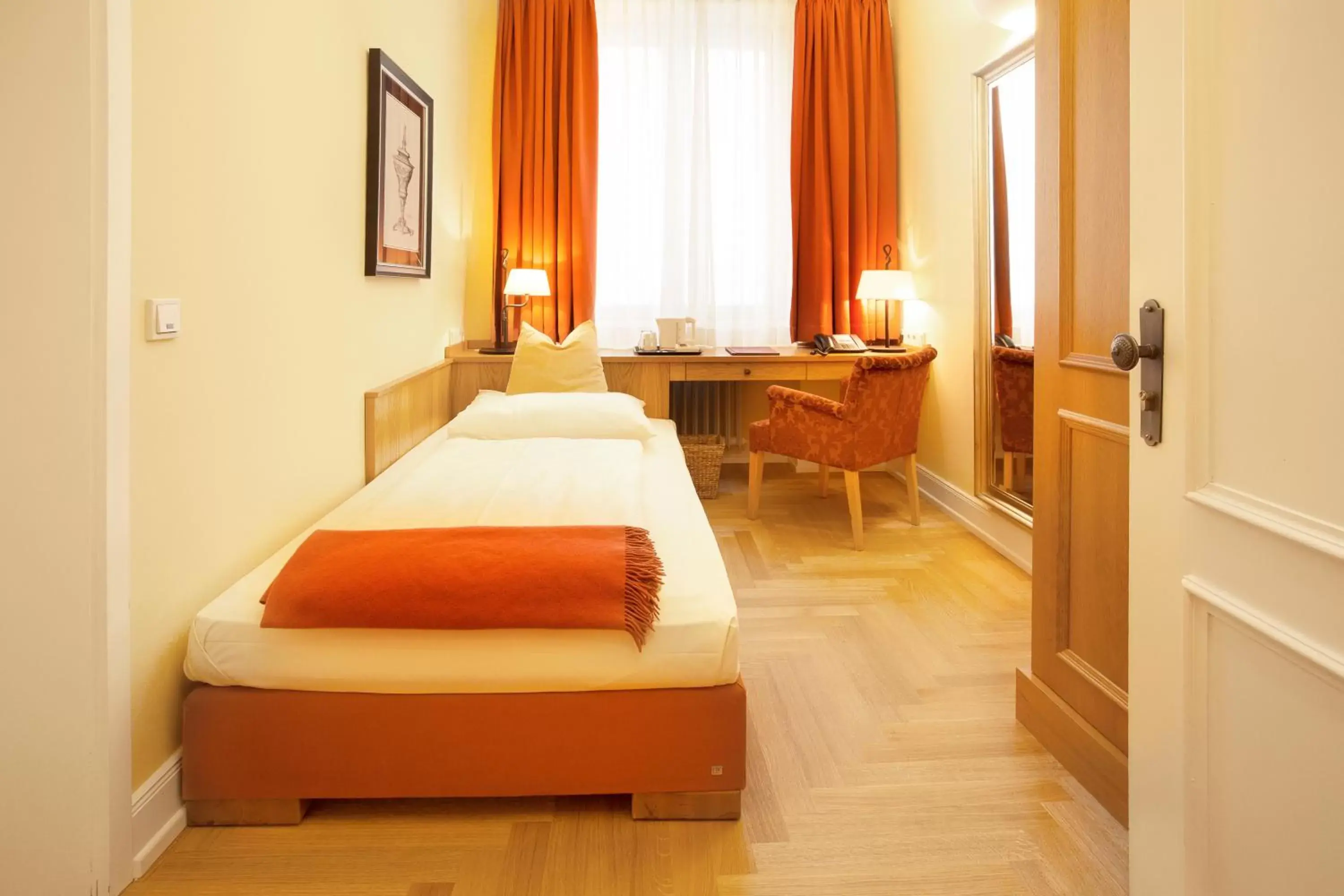 Bed, Room Photo in Hotel Villa Florentina