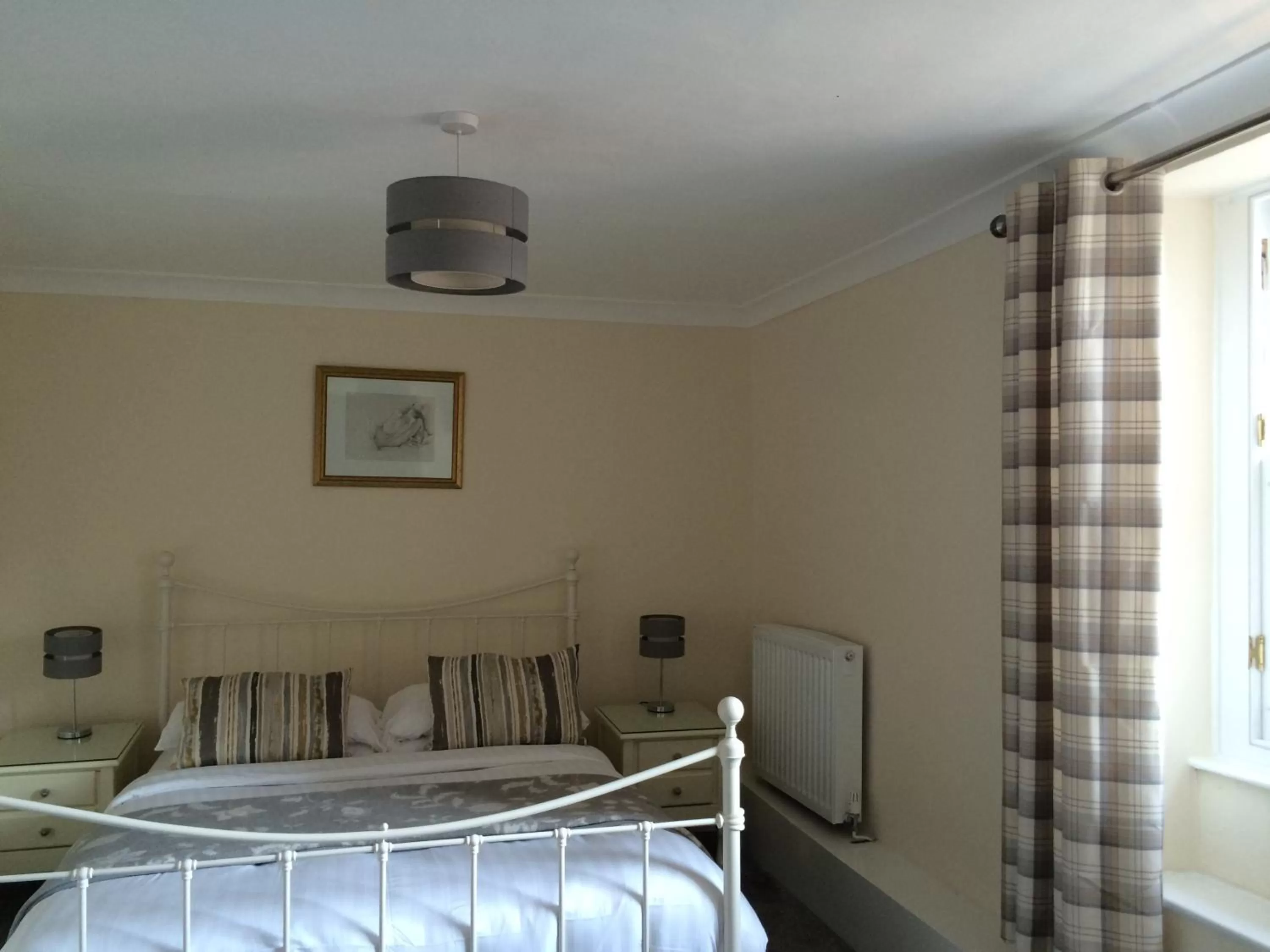 Bed in The Eagles Hotel