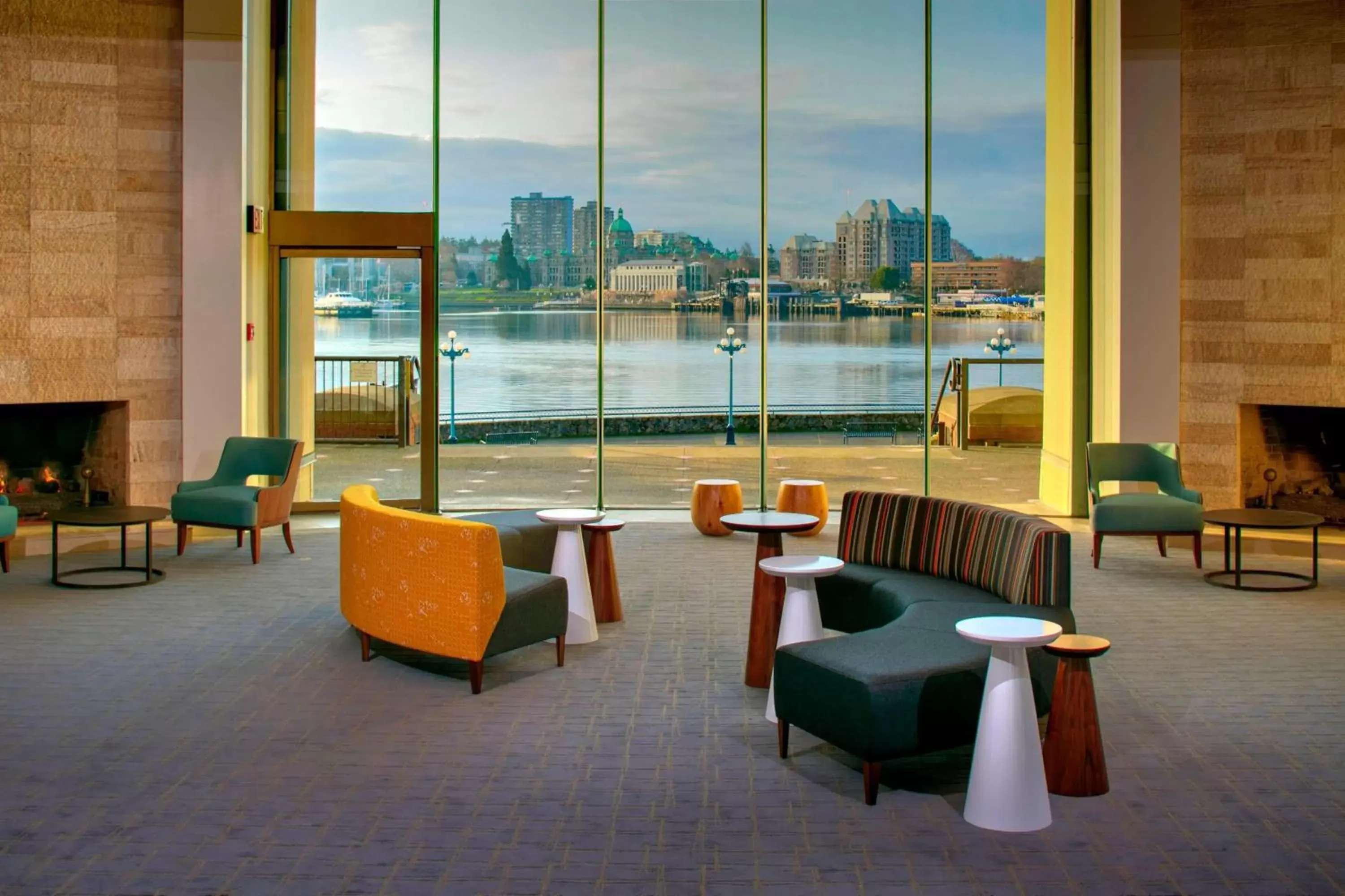 Lobby or reception in Delta Hotels by Marriott Victoria Ocean Pointe Resort