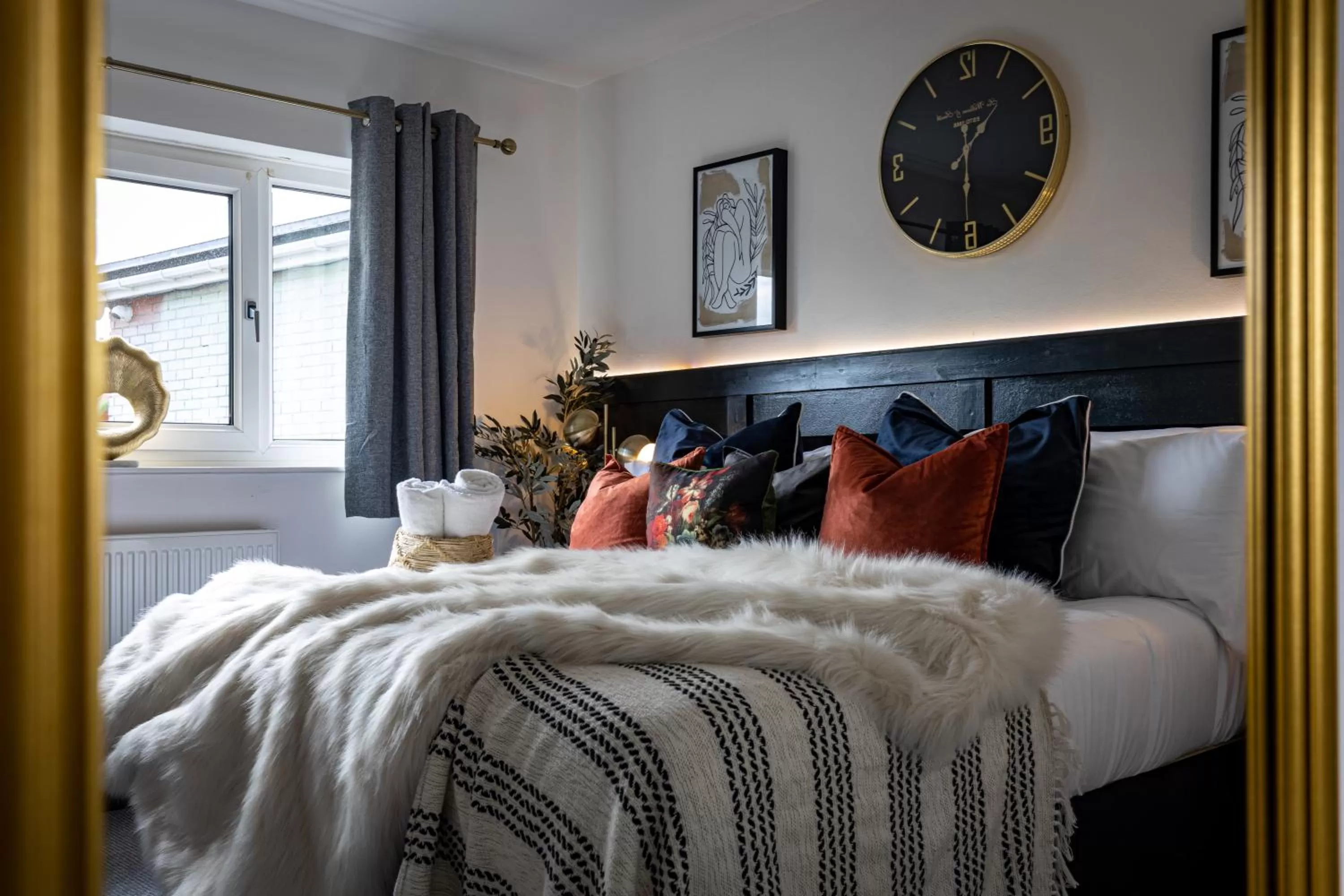 Bed in The Angharad Hotel and Restaurant