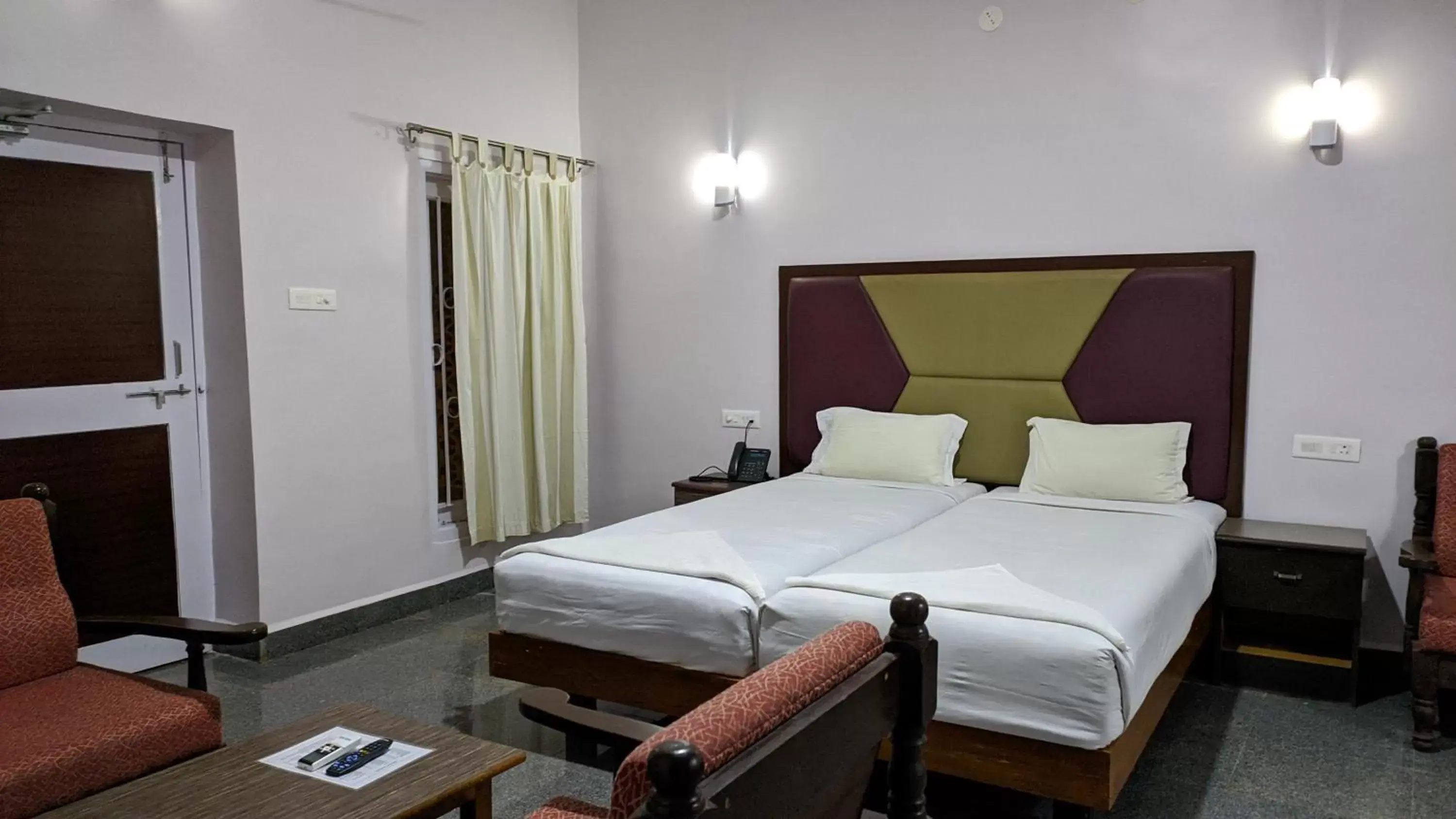 Bedroom, Bed in Kanthi Resorts Badami