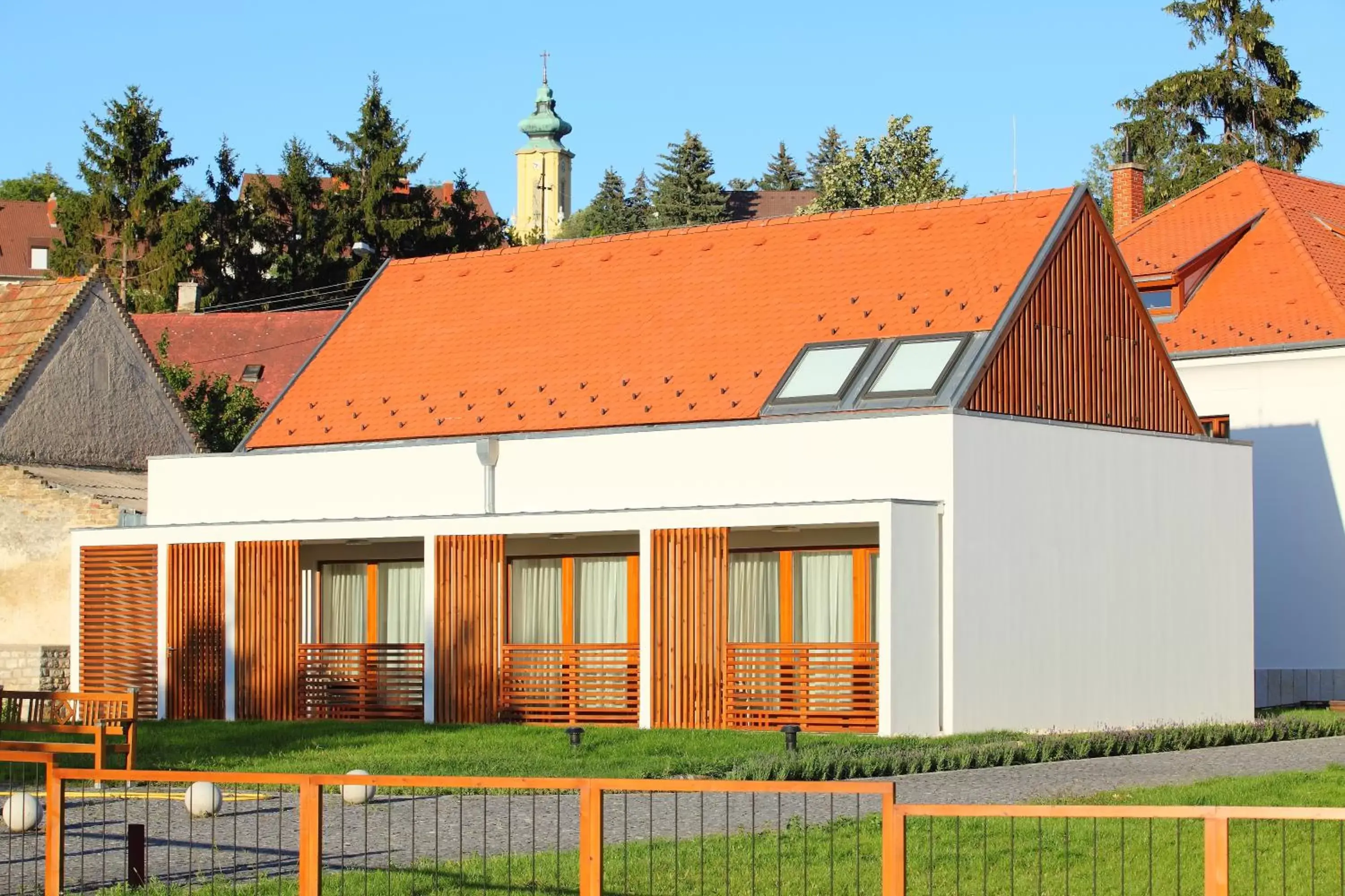 Facade/entrance, Property Building in Hotel Historia Malomkert