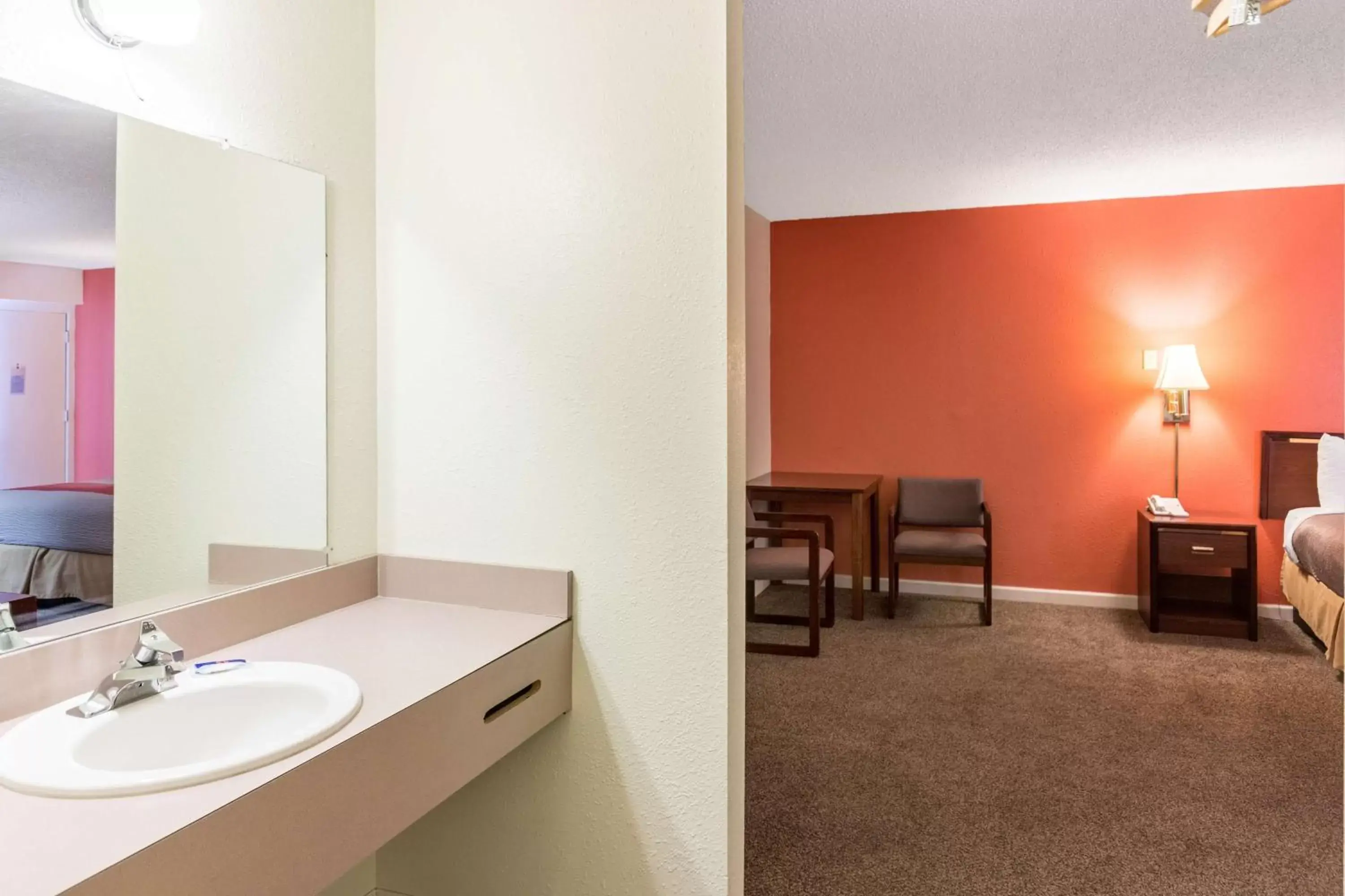 Bathroom in Motel 6-Butte, MT - Historic City Center