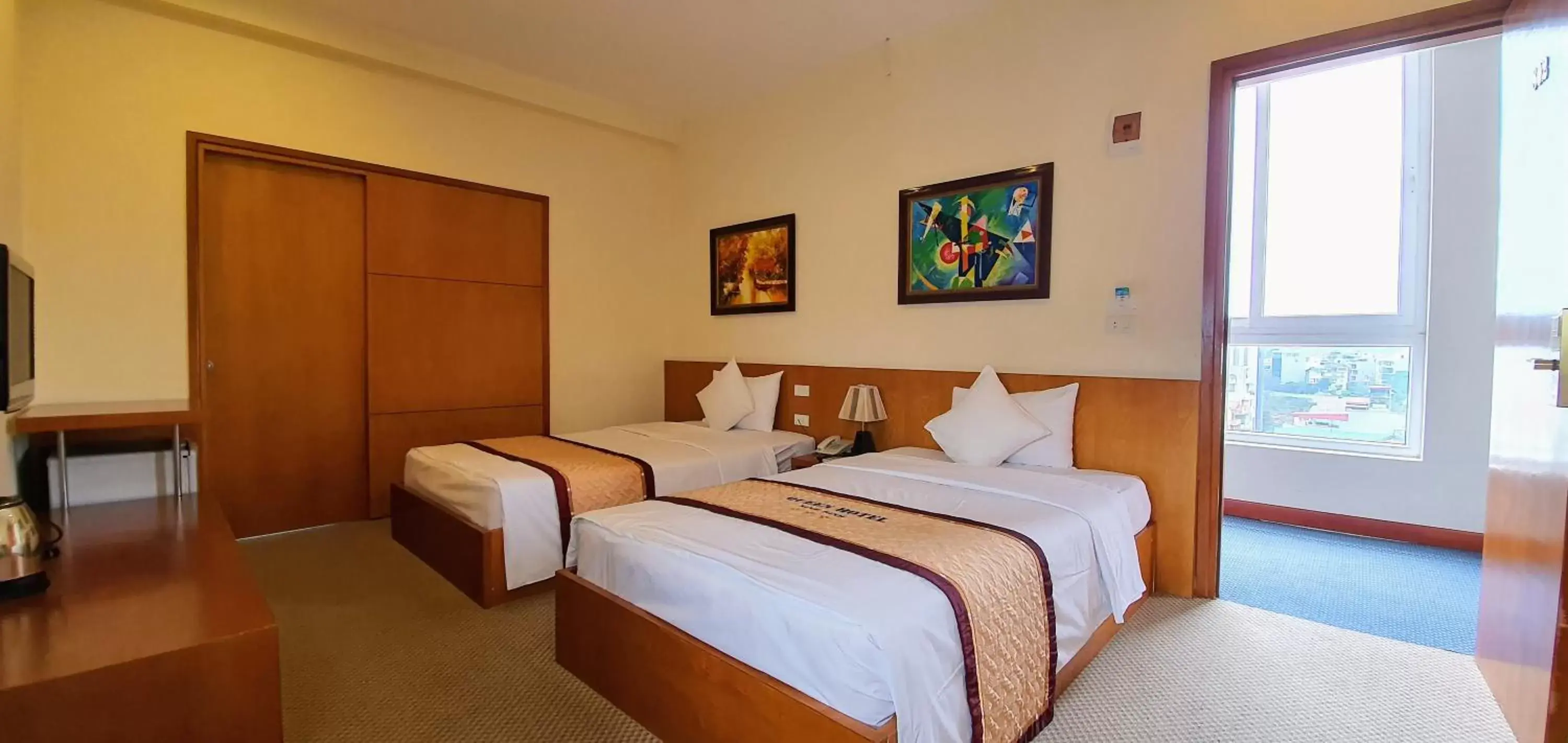 Bedroom, Bed in The Queen Hotel Ninh Binh