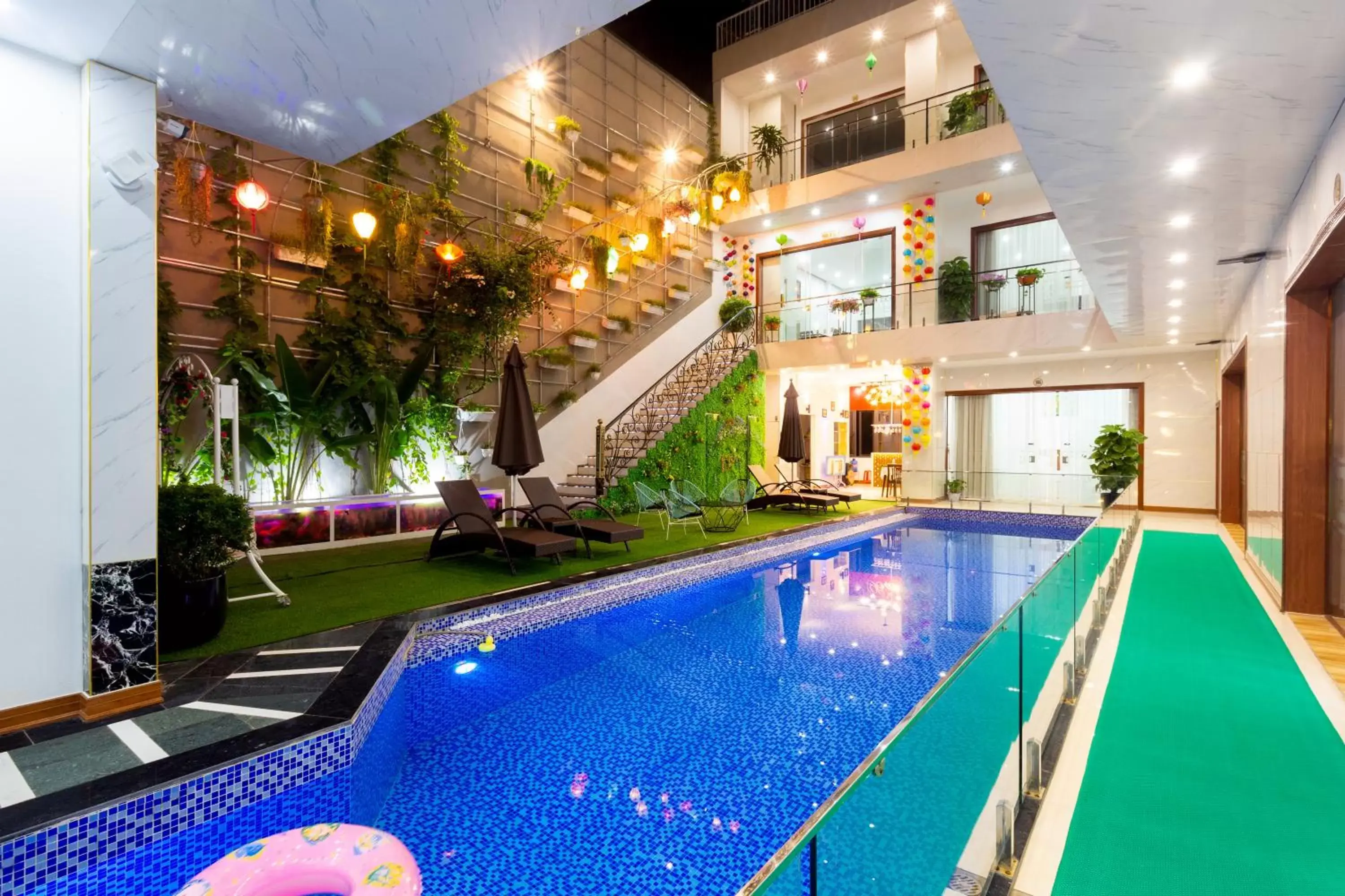 Swimming pool in TAM COC SUNSHINE HOTEL Swimming pool in TAM COC SUNSHINE HOTEL