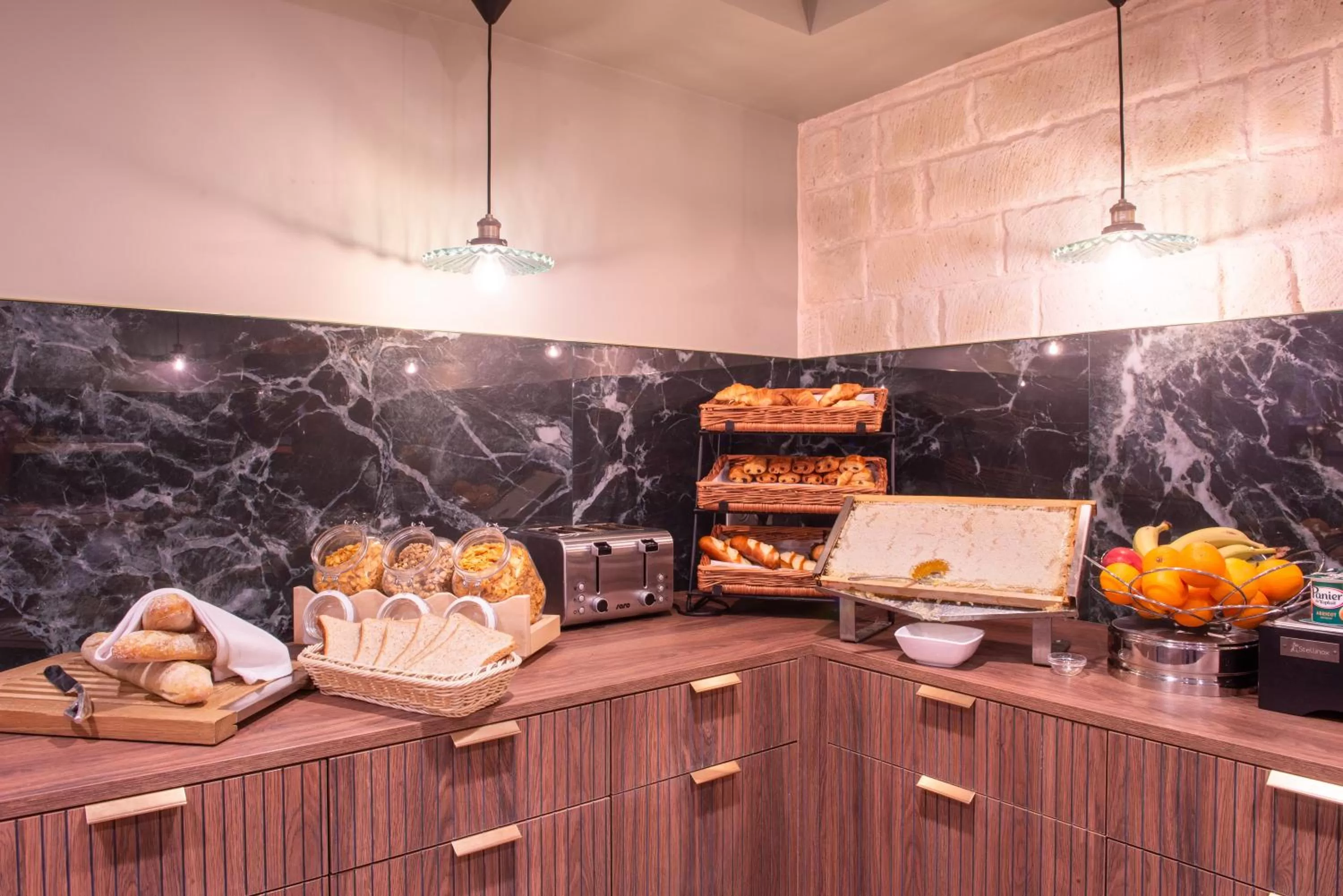 Breakfast in Hôtel Aston Paris