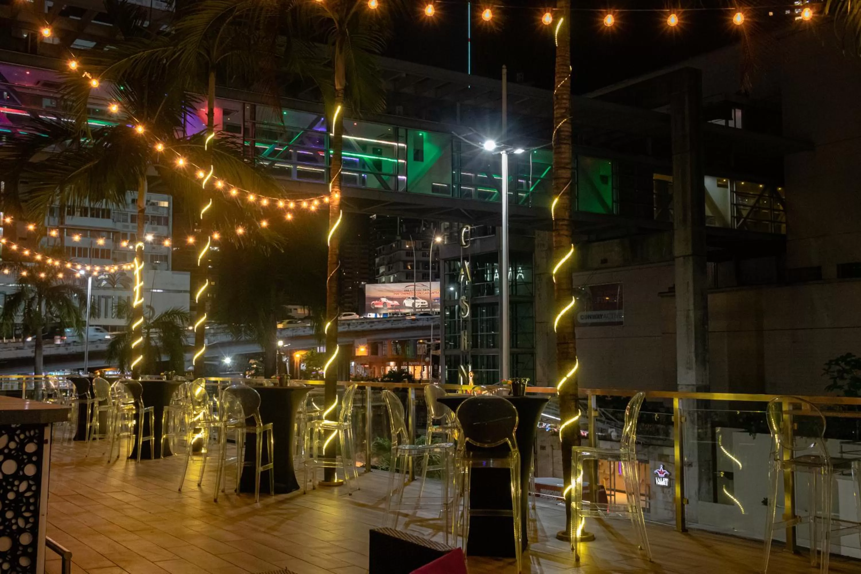 Night in Decapolis Hotel Panama City