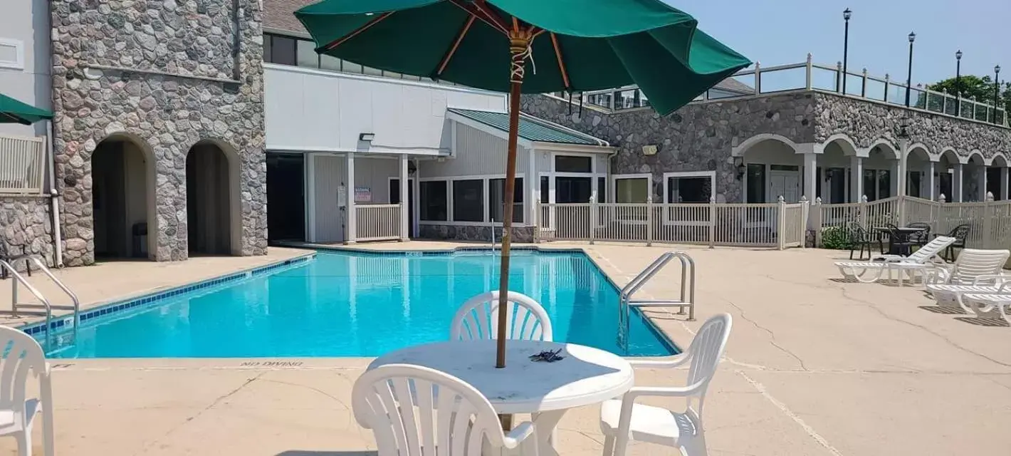 Swimming Pool in Bay Valley Resort