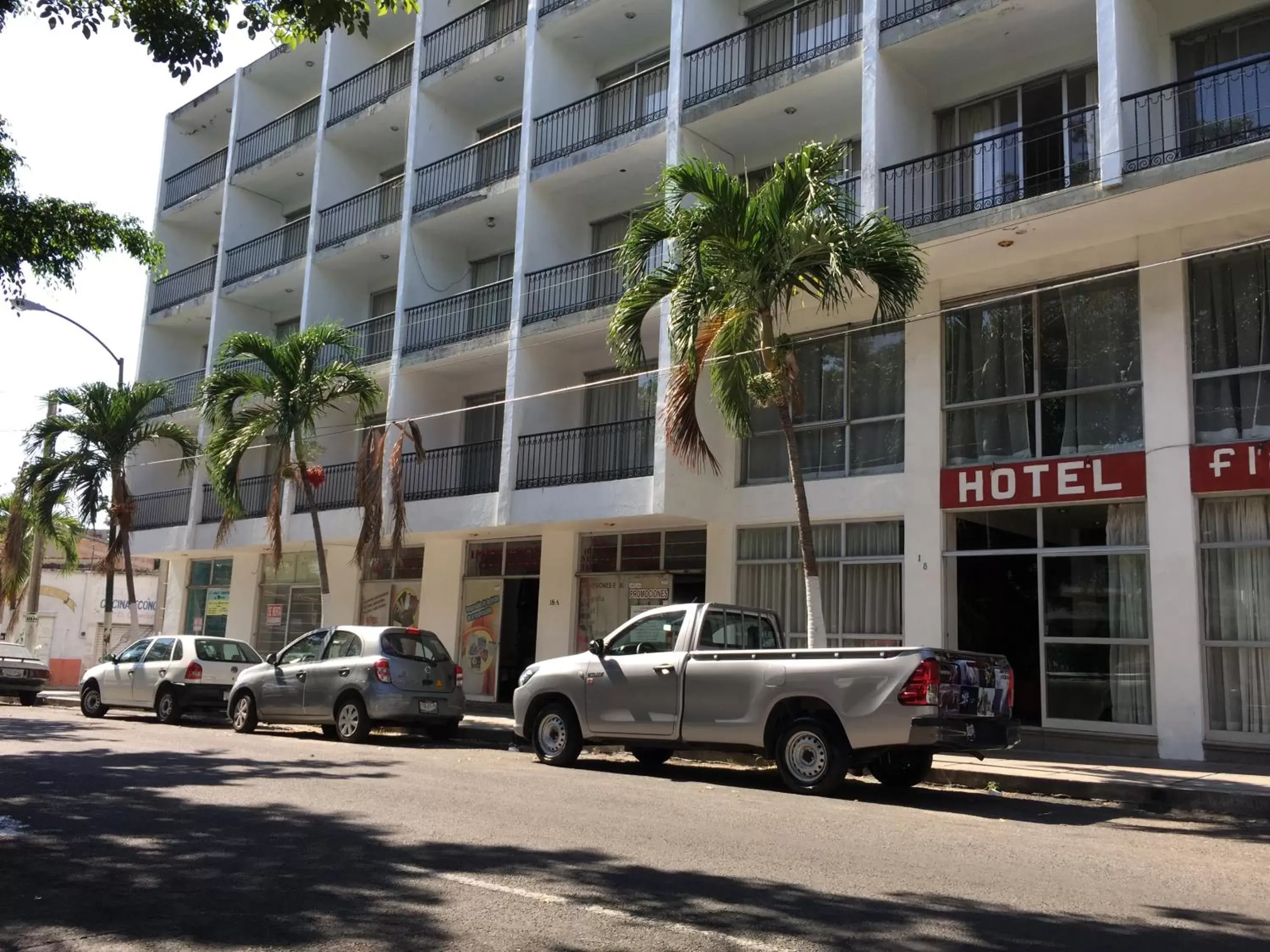 Facade/entrance, Property Building in Hotel Flamingos Colima