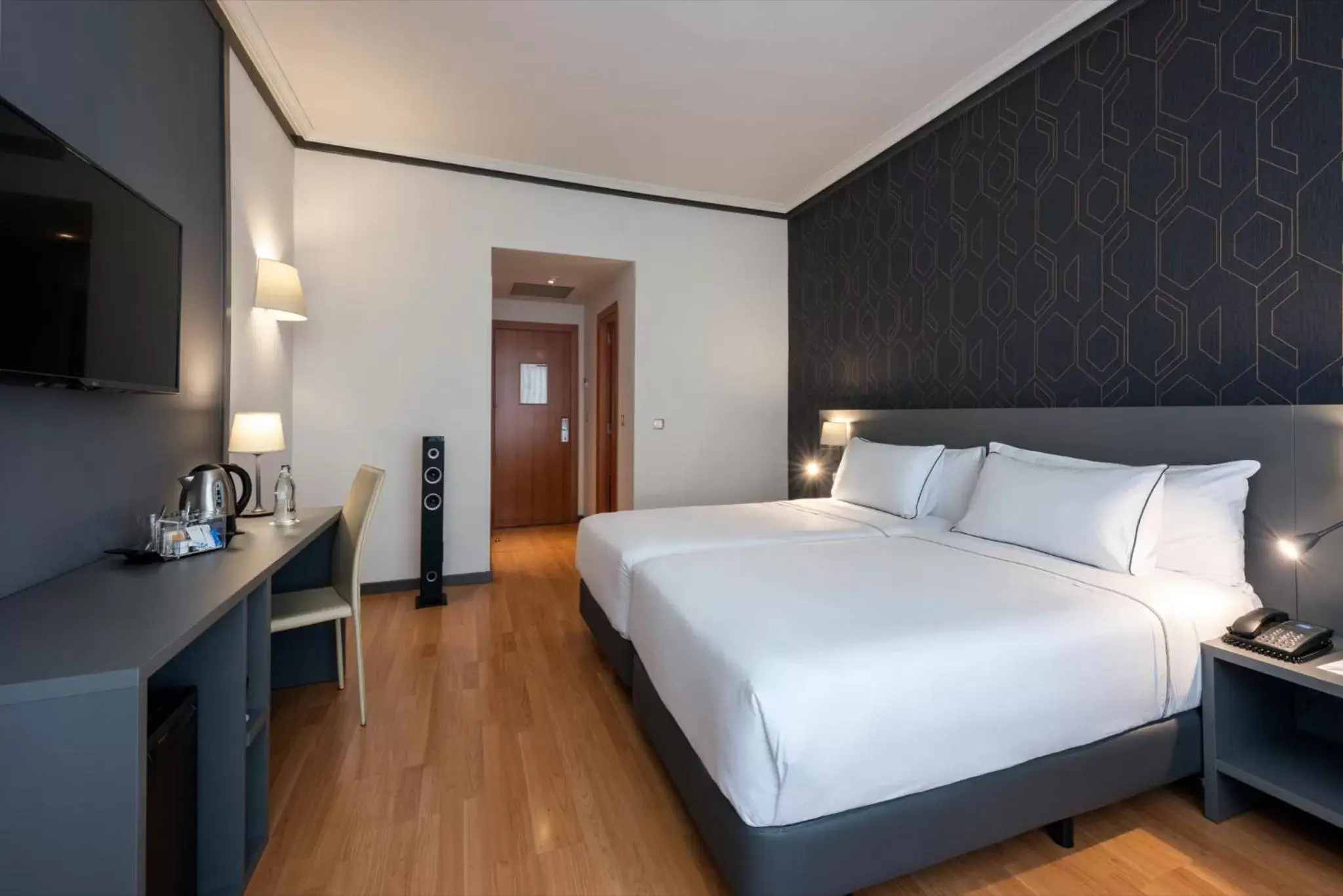 Photo of the whole room, Bed in Hotel Madrid Plaza de España, Affiliated by Meliá