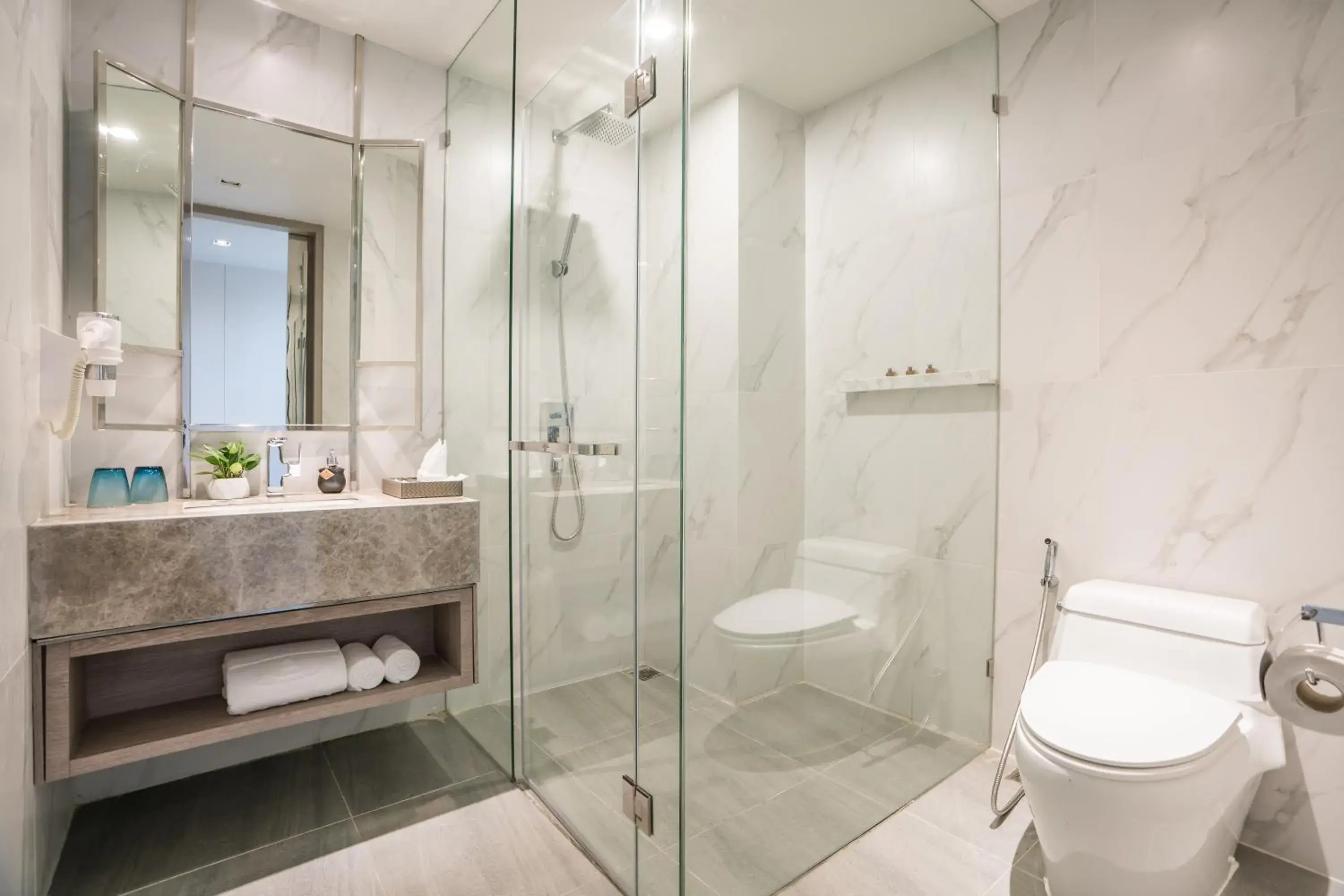 Shower, Bathroom in Divalux Resort & Spa Bangkok, Suvarnabhumi Airport-Free Shuttle
