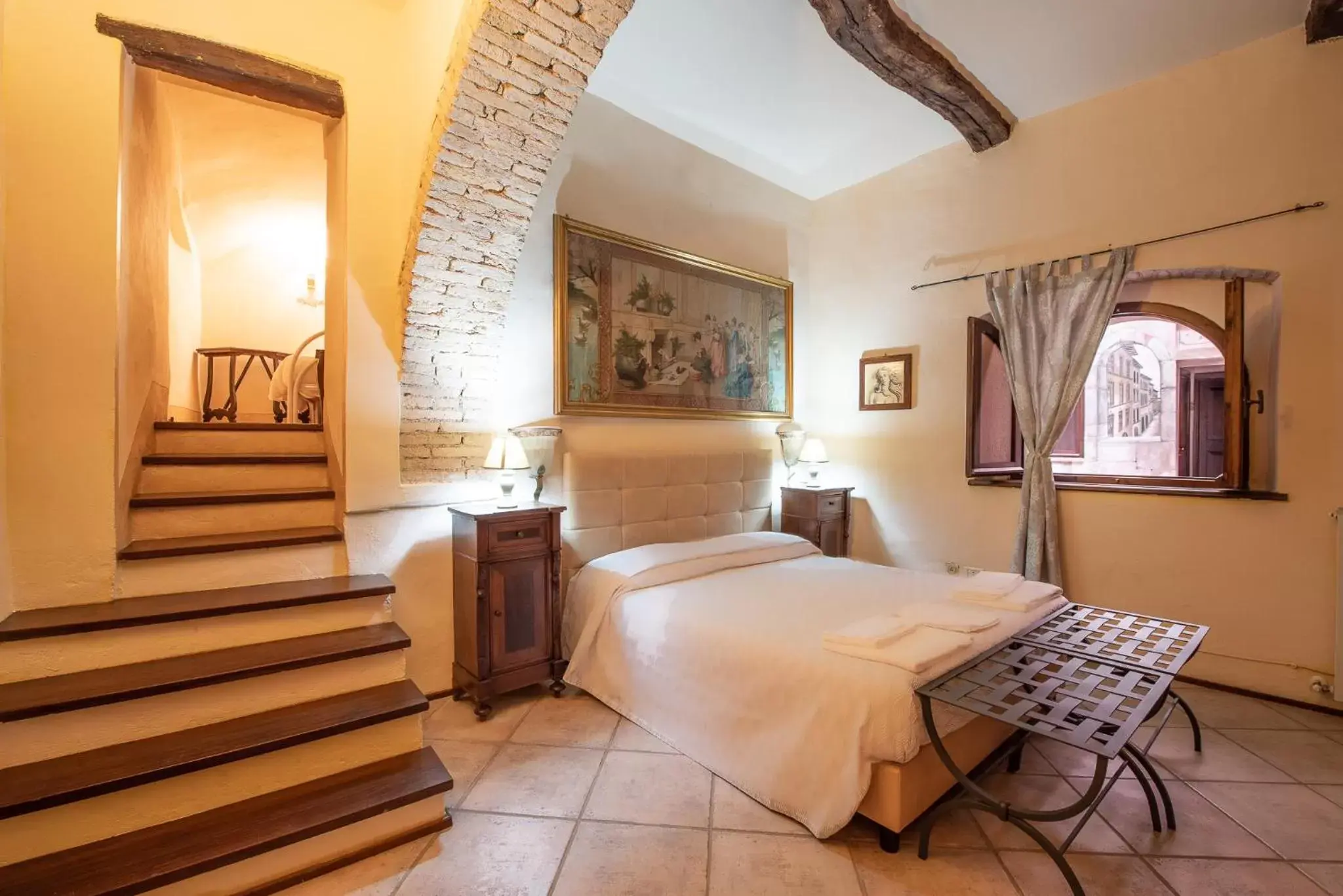 Bedroom, Bed in HOTEL TREVI Palazzo Natalini