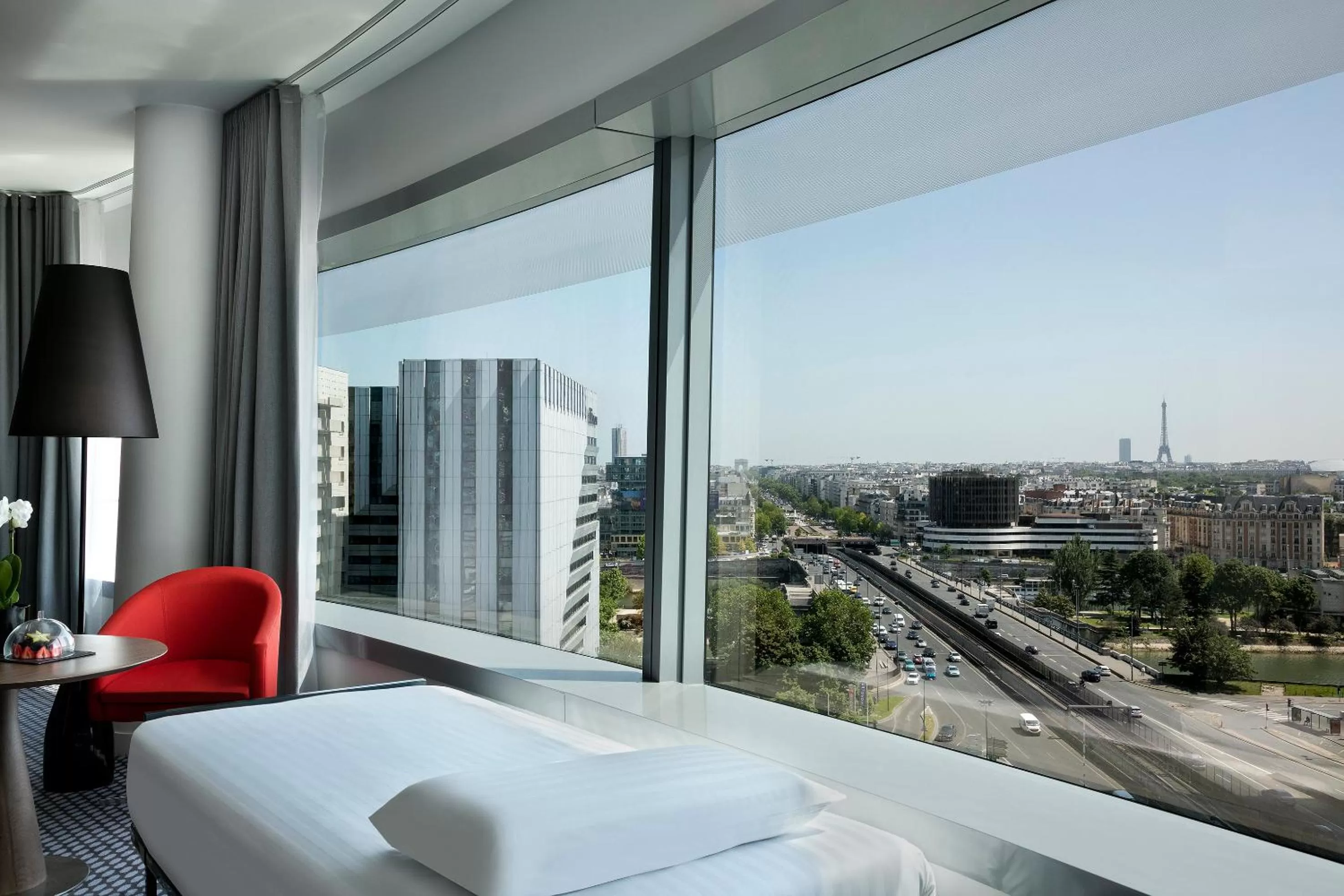 View (from property/room), Bed in Melia Paris La Defense